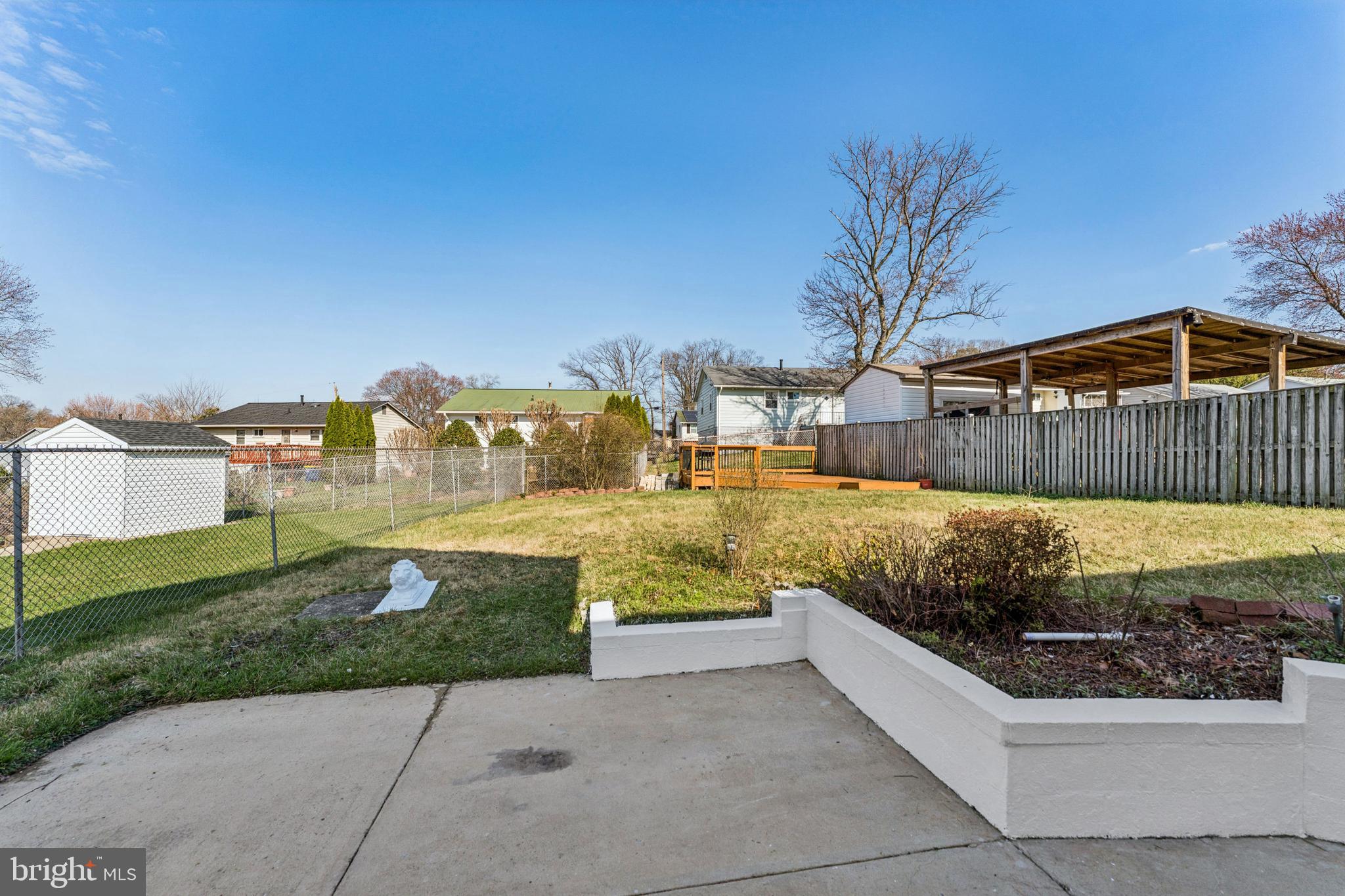 GLENARDEN WOODS - Residential
