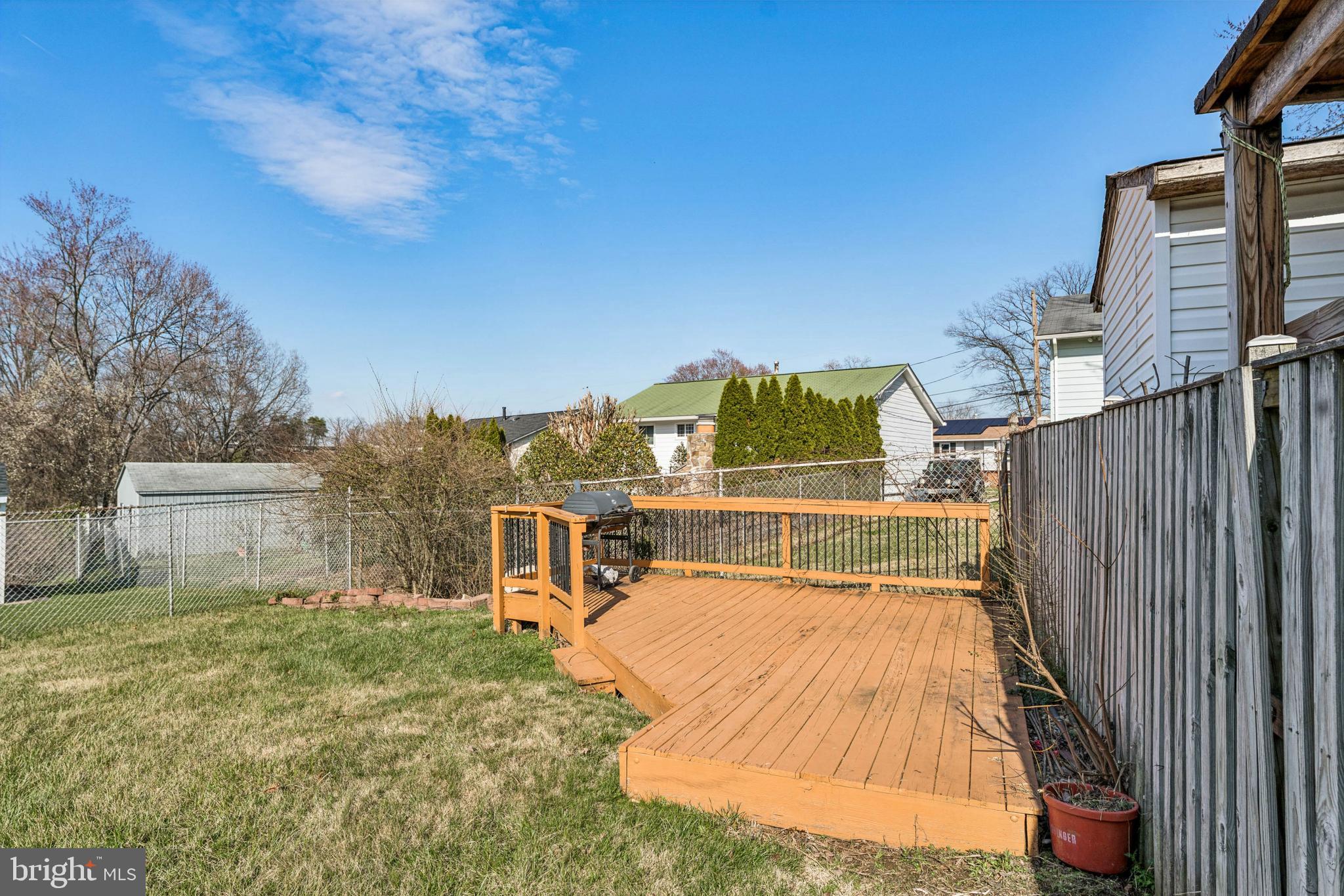 GLENARDEN WOODS - Residential