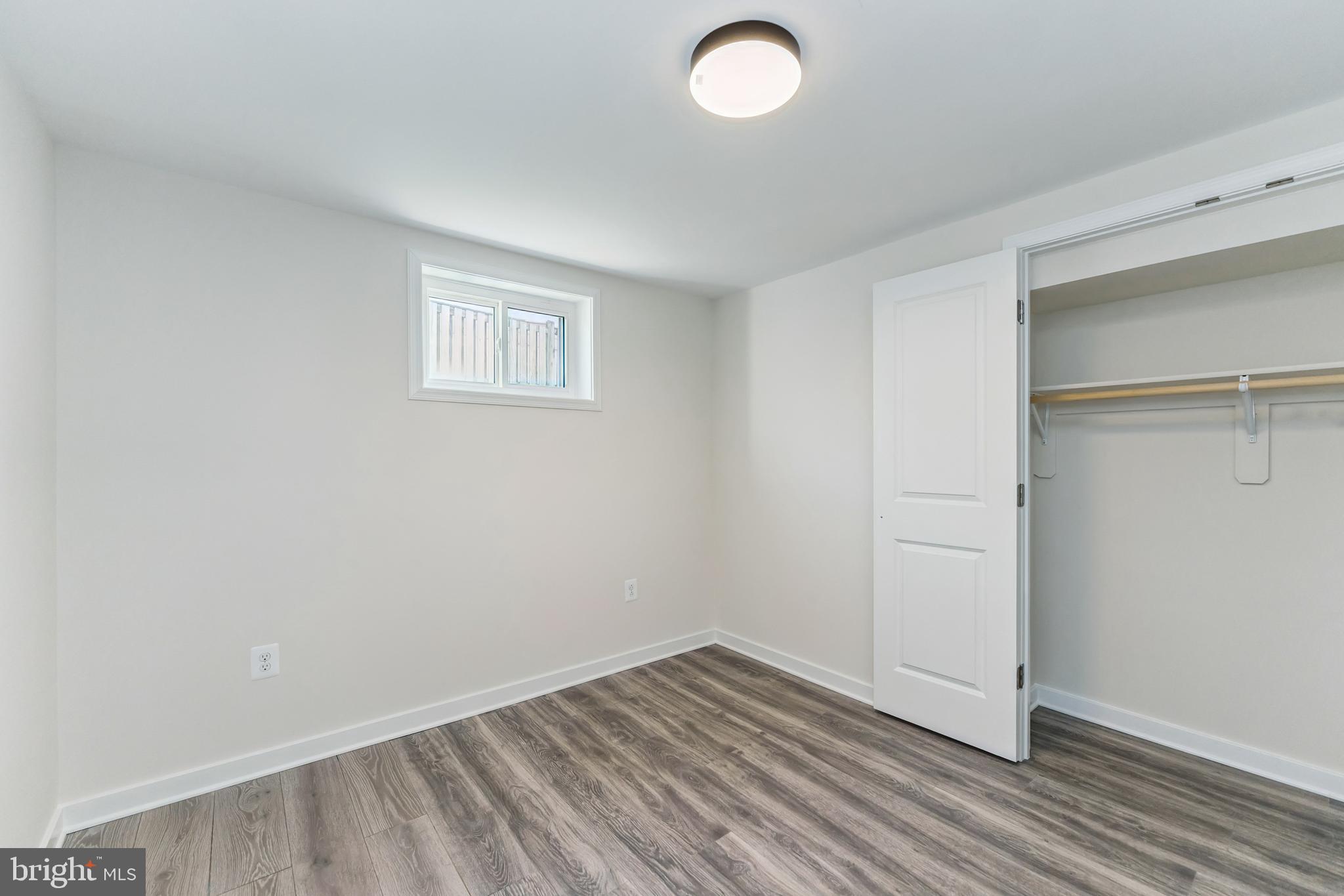 GLENARDEN WOODS - Residential