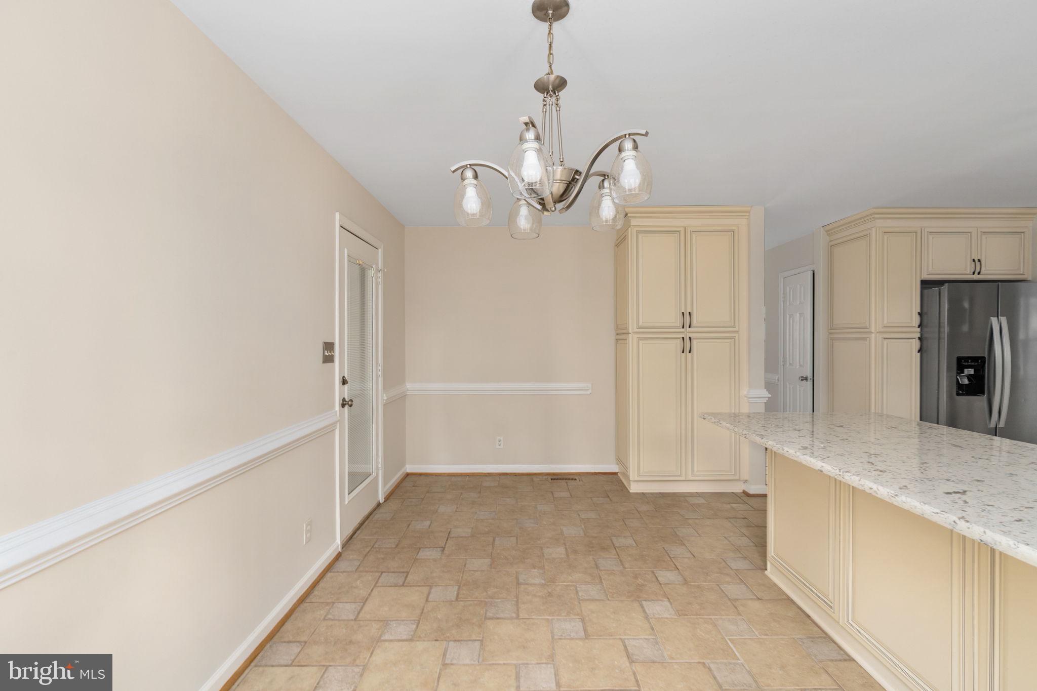 LEE'S HILL - Residential