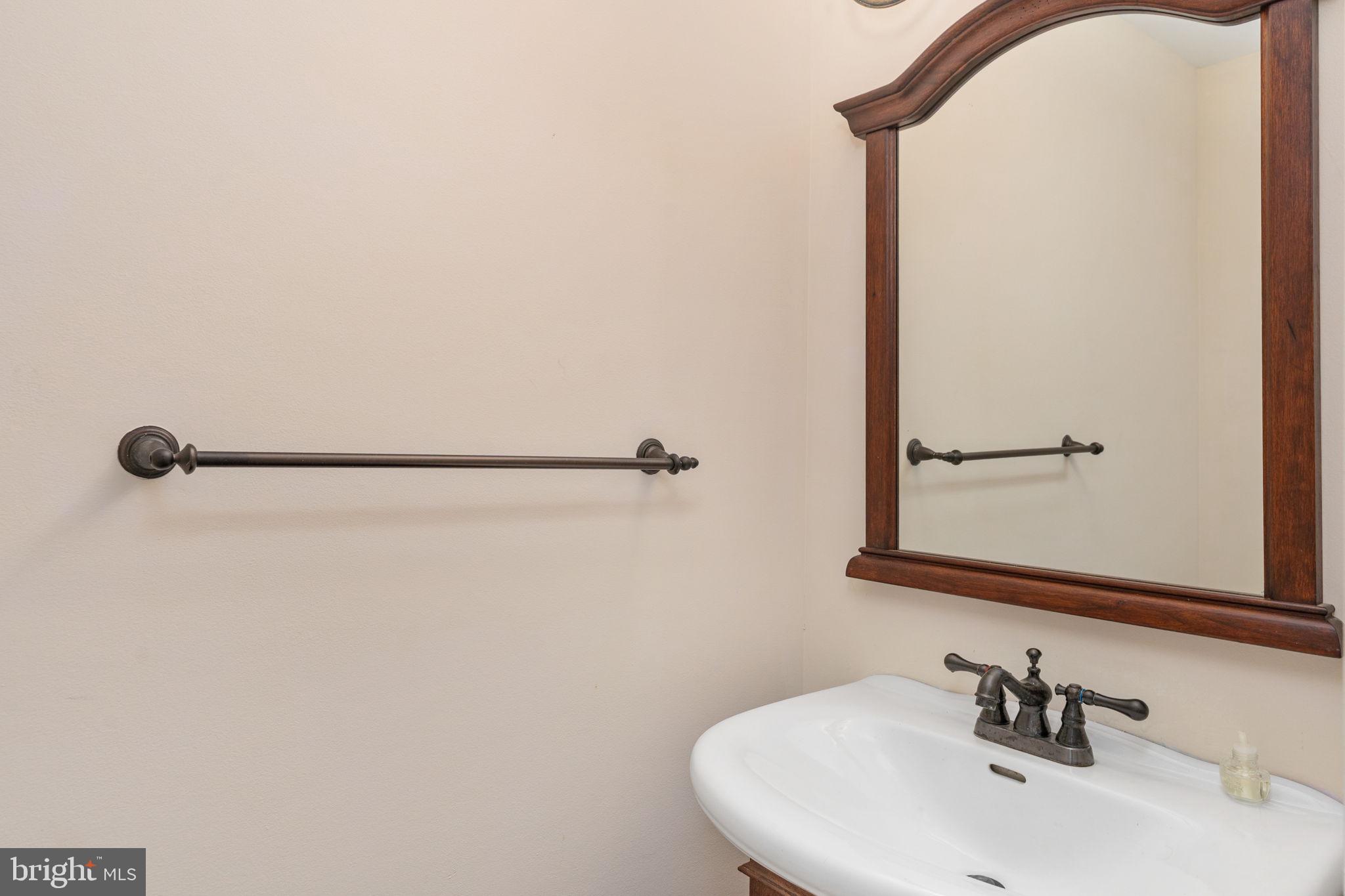 LEE'S HILL - Residential