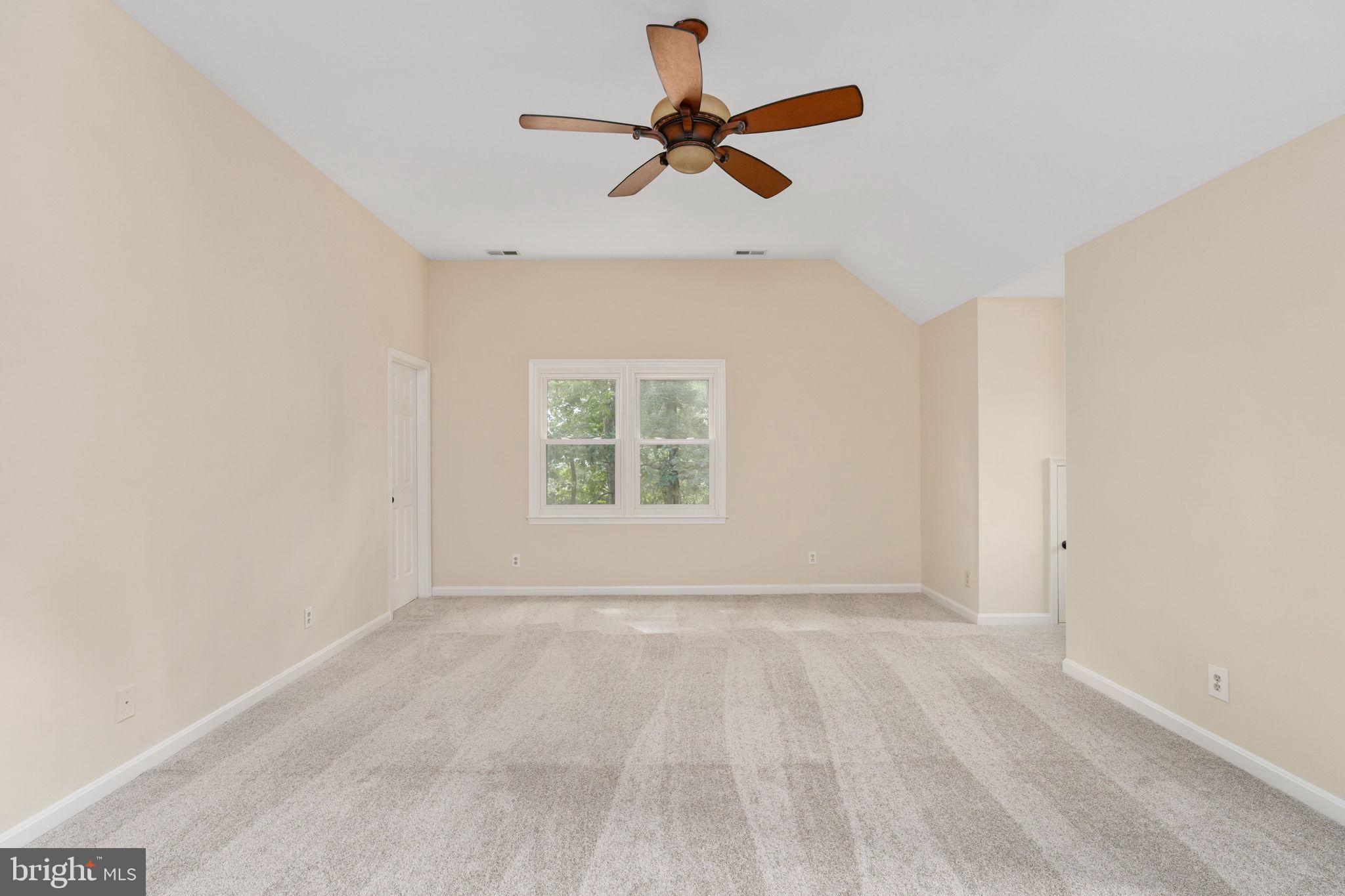 LEE'S HILL - Residential