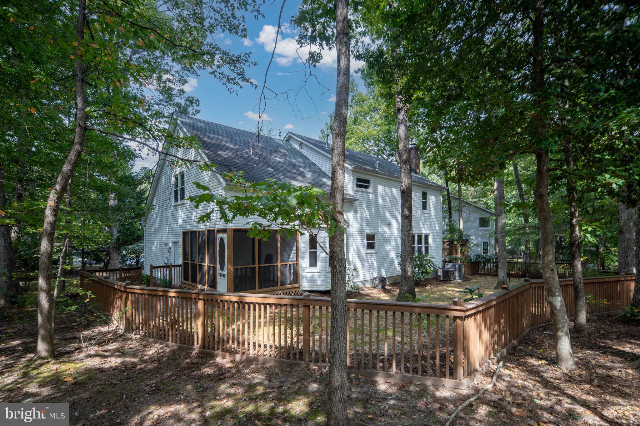 LEE'S HILL - Residential