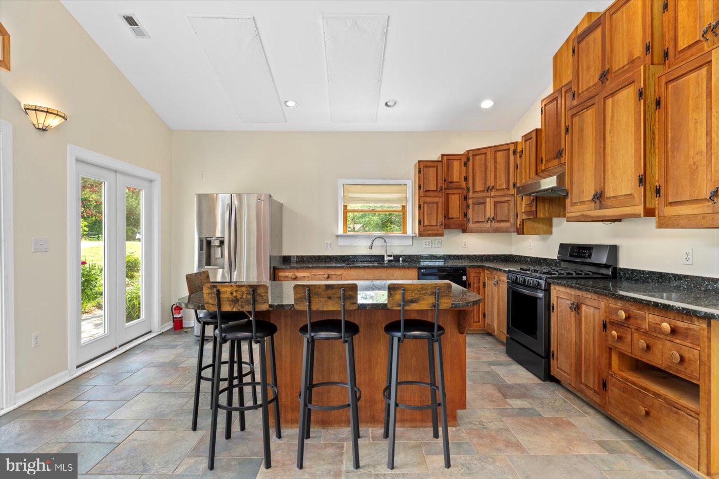 PT MANCE - Residential