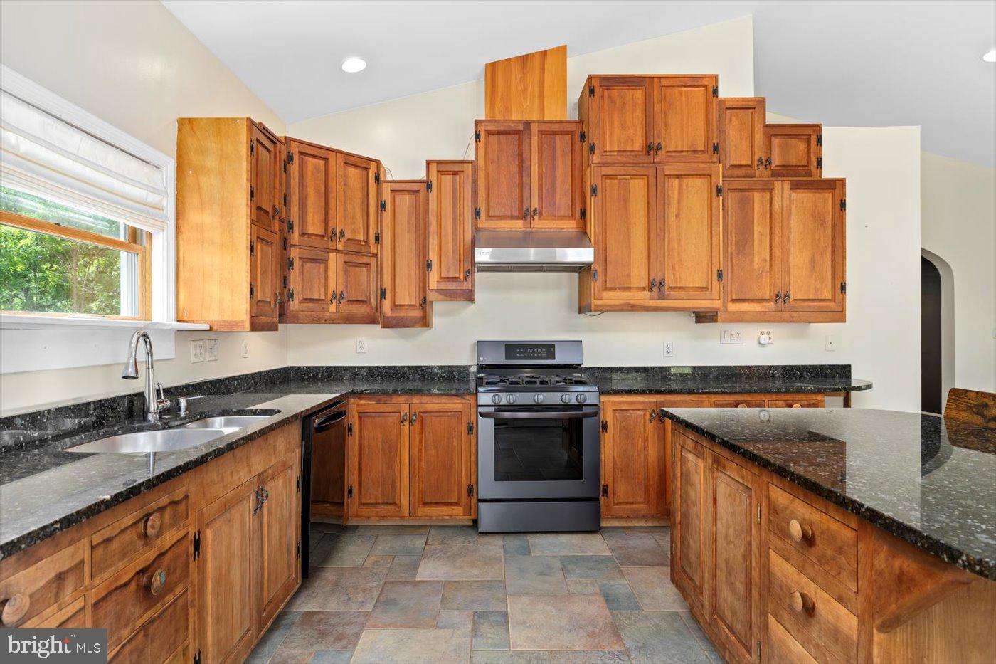 PT MANCE - Residential