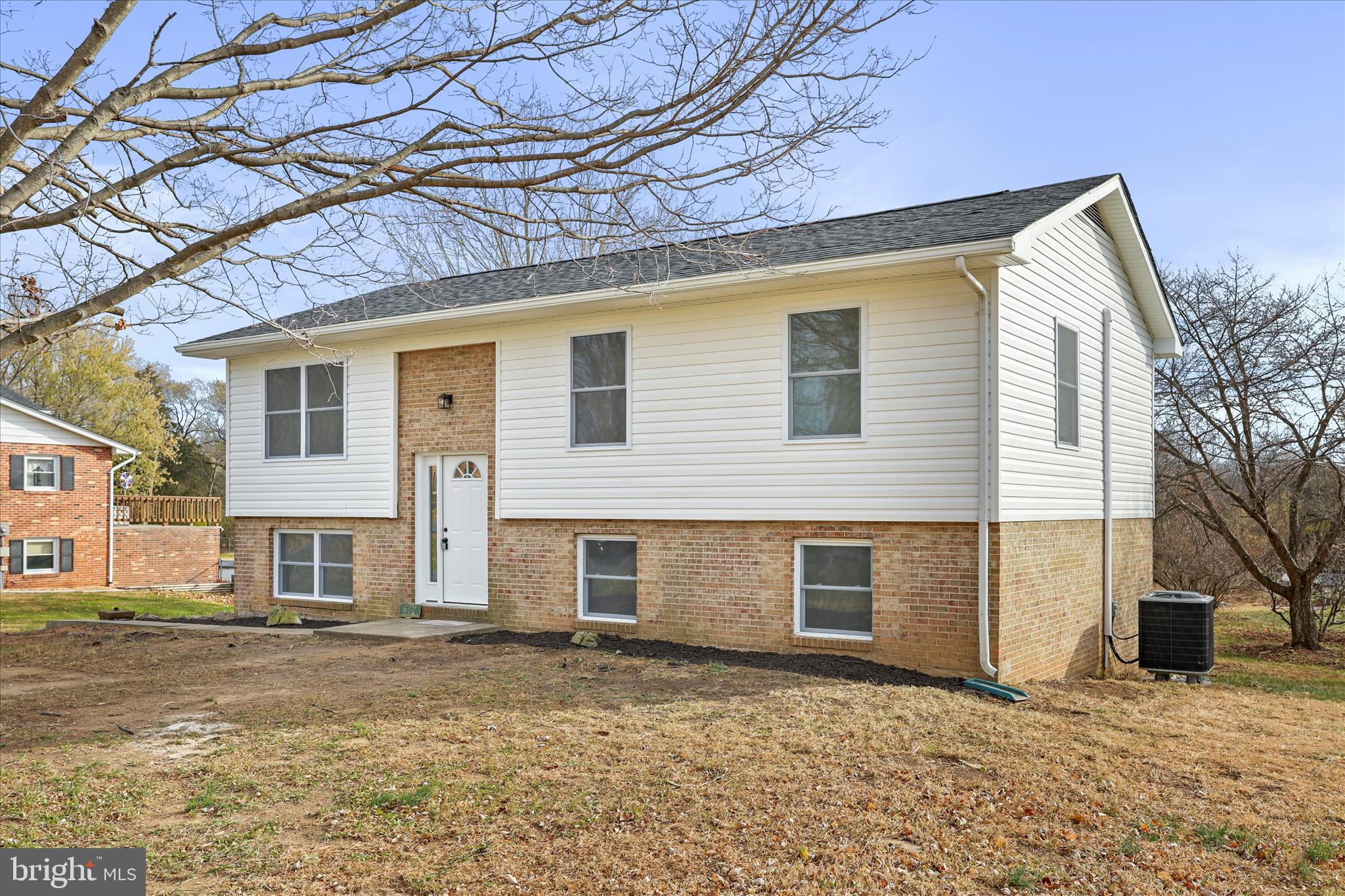 672 MONTMORENCY DRIVE