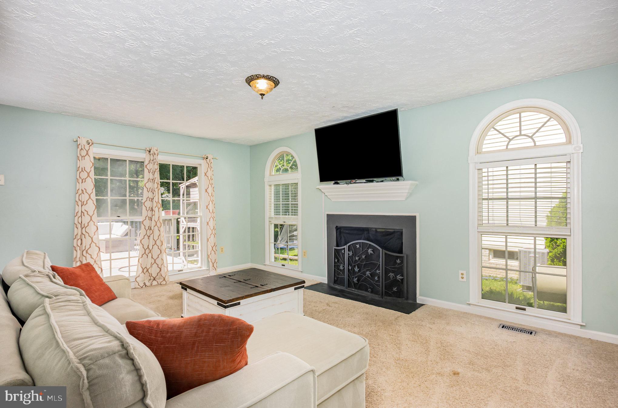 SINGER WOODS - Residential