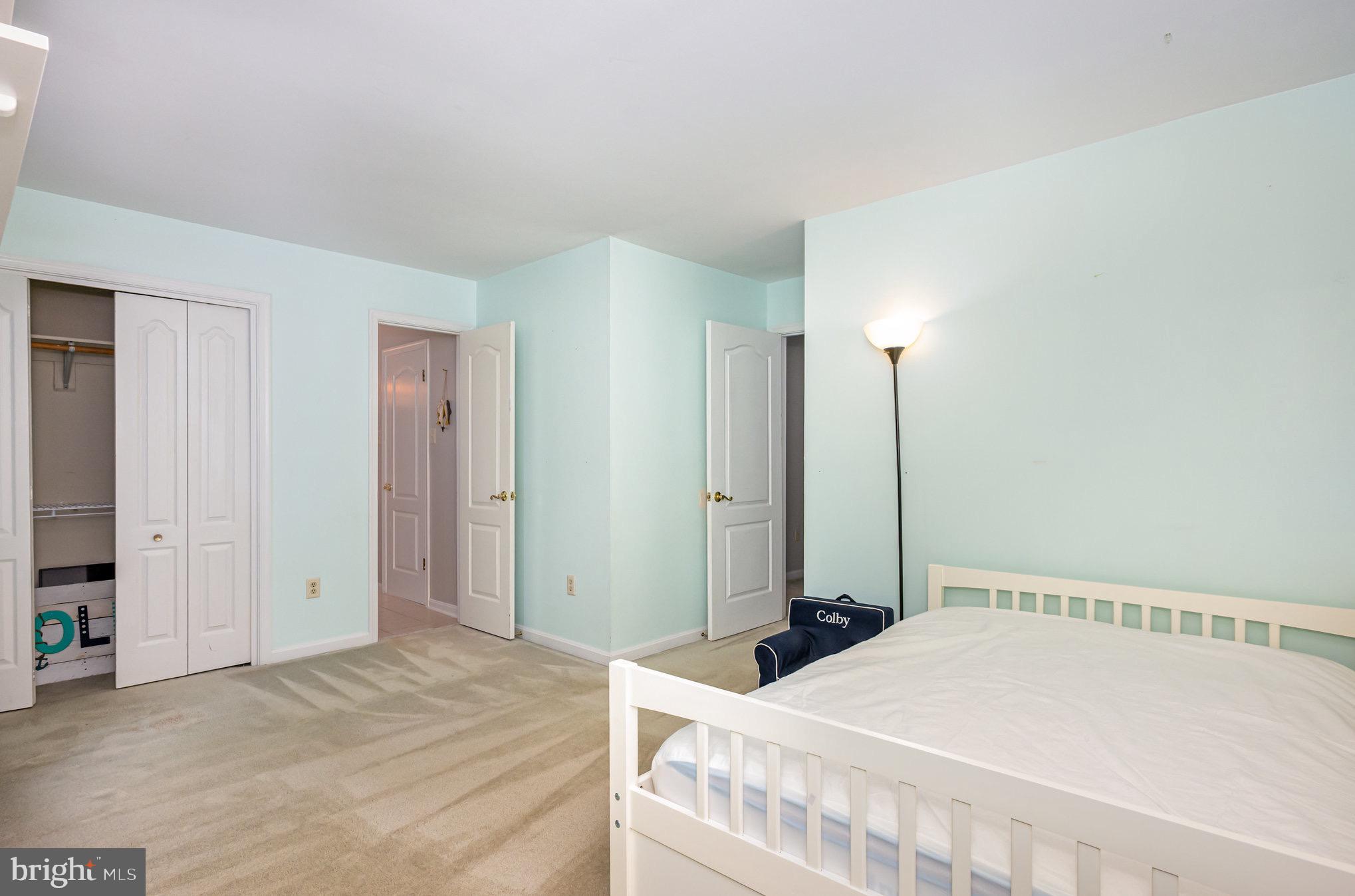 SINGER WOODS - Residential