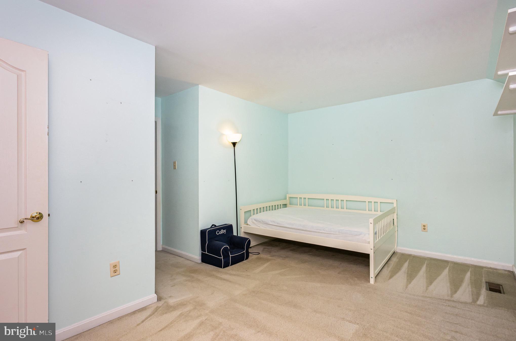 SINGER WOODS - Residential