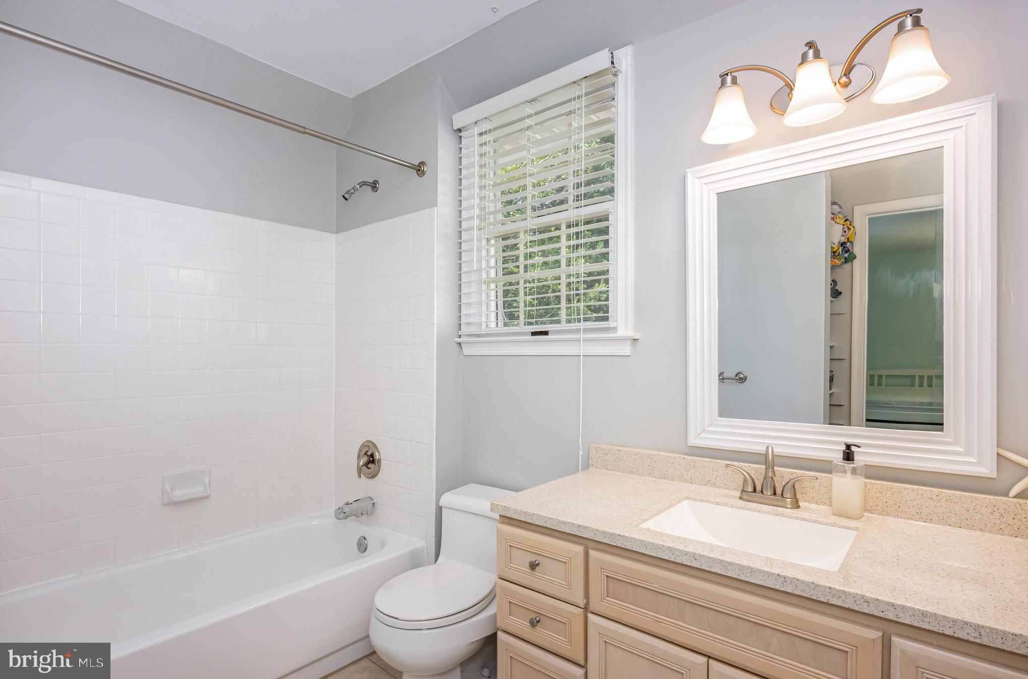 SINGER WOODS - Residential