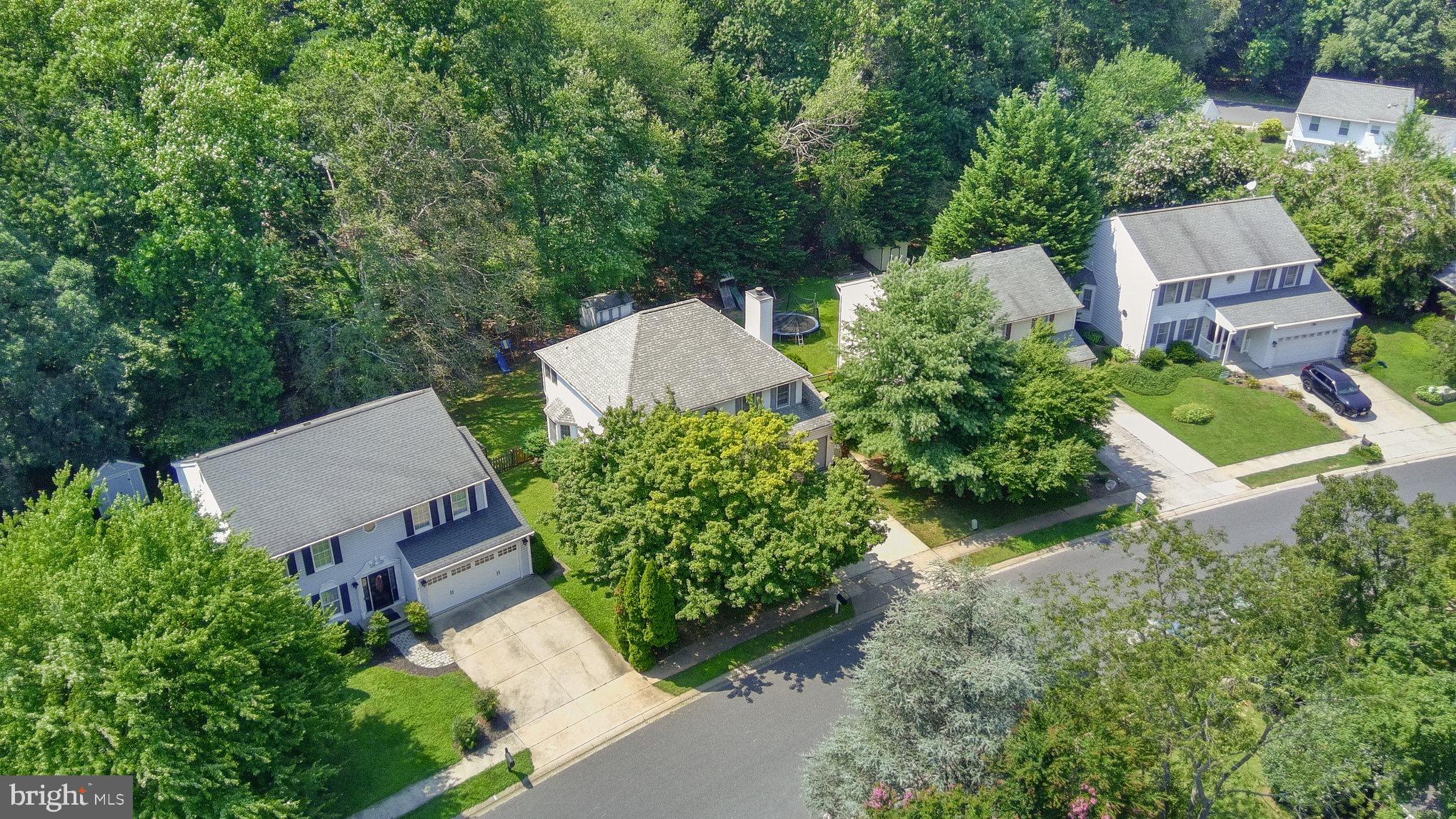 SINGER WOODS - Residential