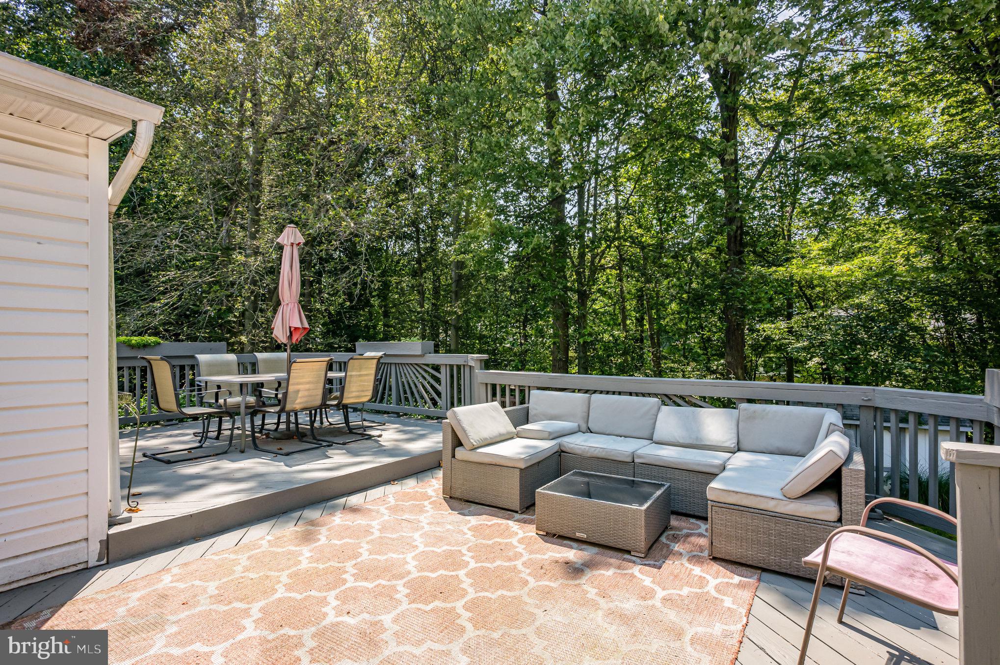 SINGER WOODS - Residential