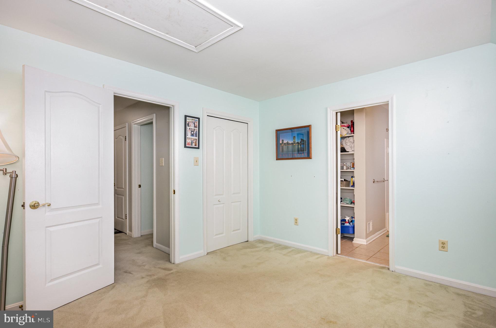 SINGER WOODS - Residential