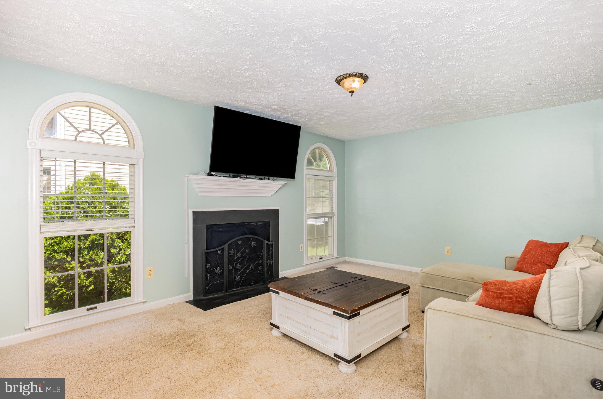 SINGER WOODS - Residential