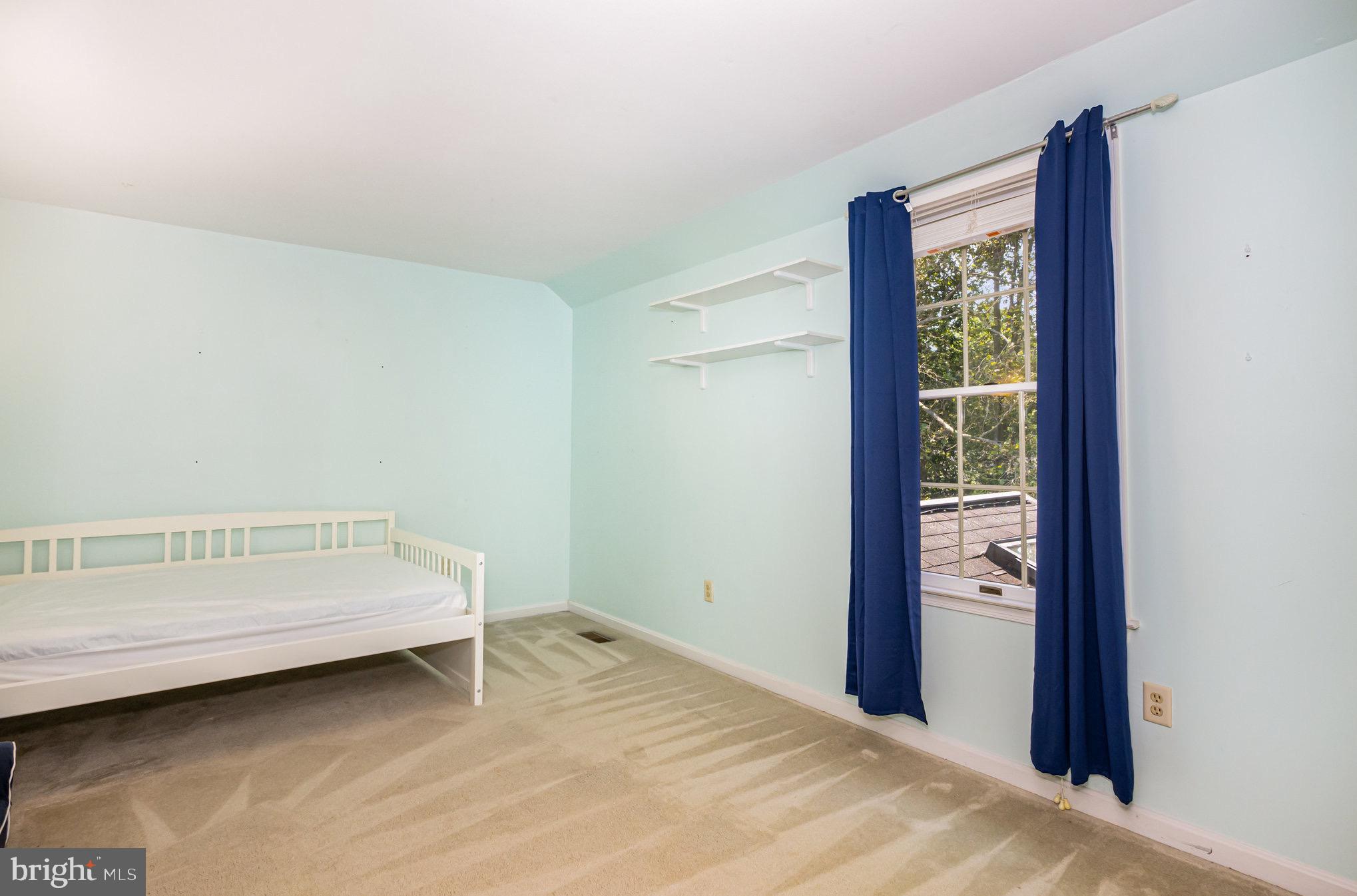 SINGER WOODS - Residential