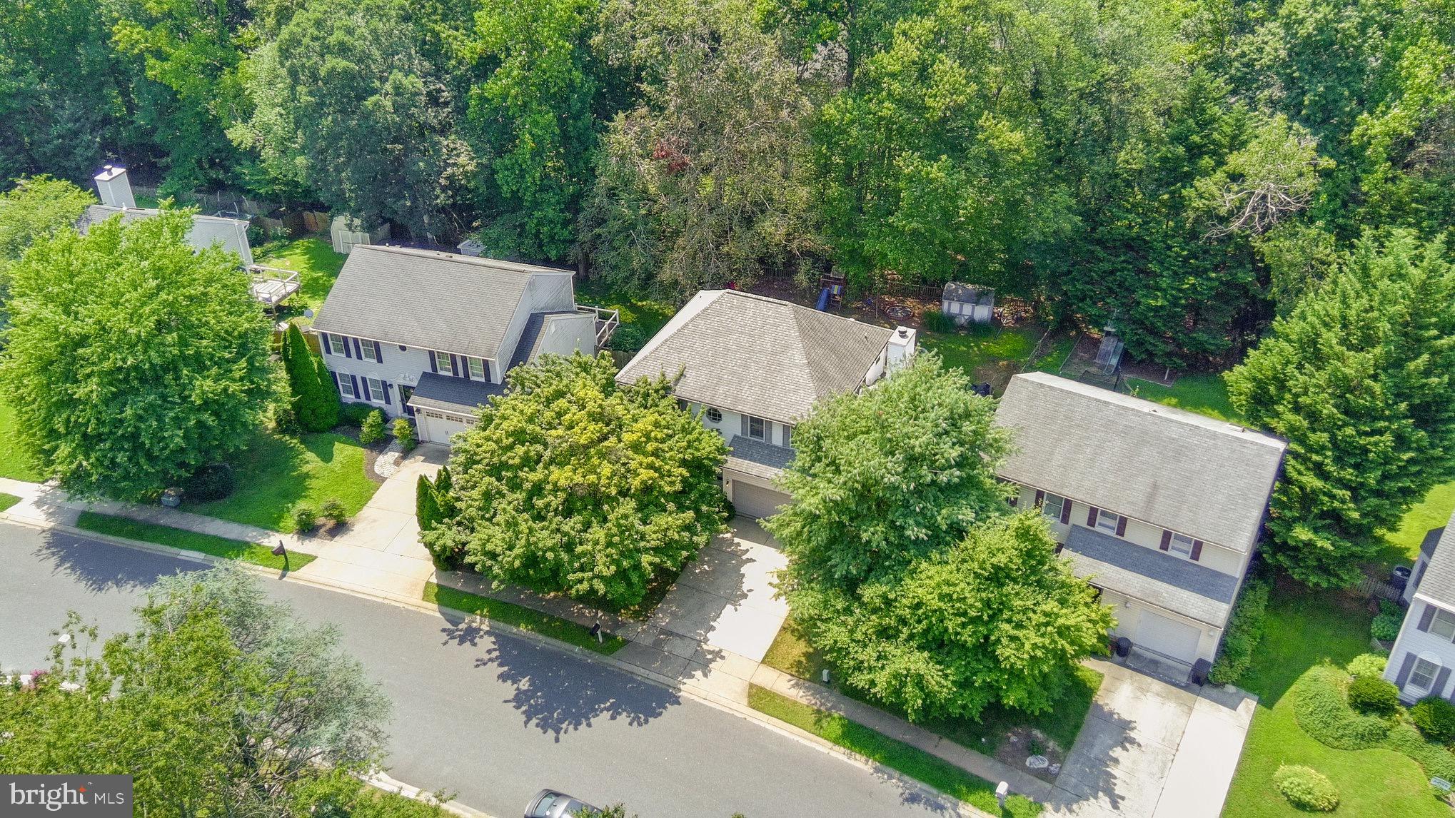 SINGER WOODS - Residential