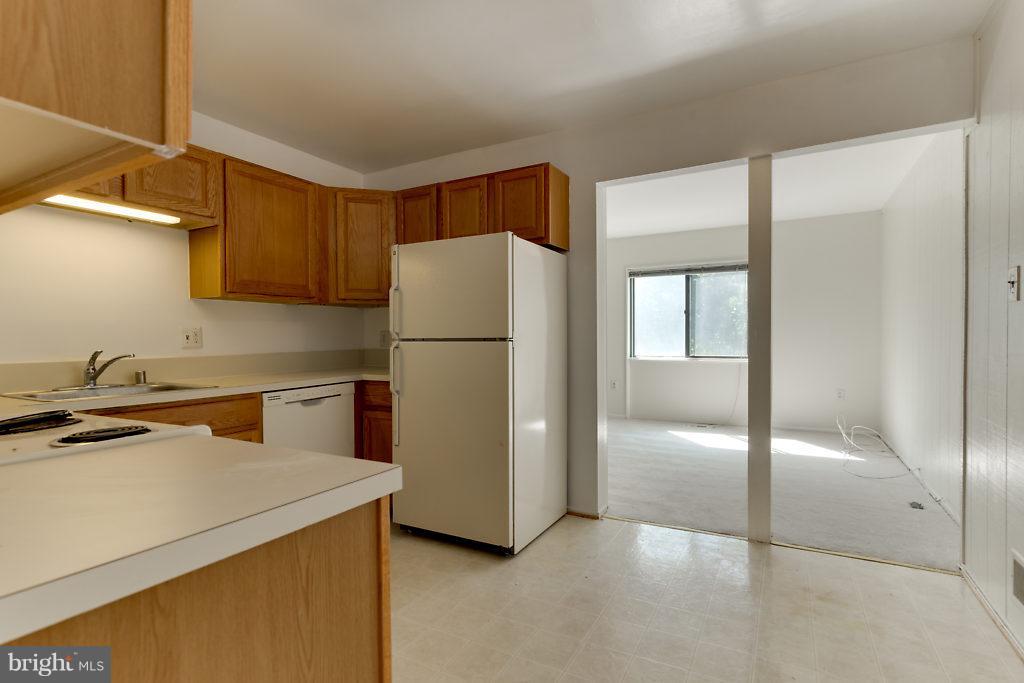 CYRANDALL VALLEY NORTH - Residential Lease