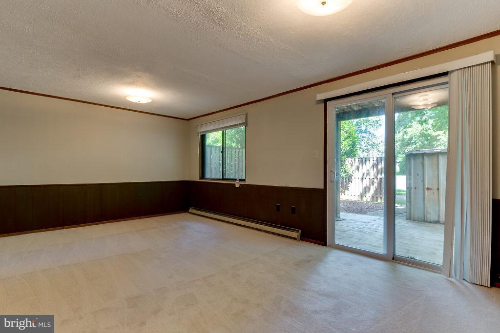 CYRANDALL VALLEY NORTH - Residential Lease