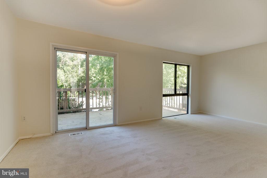 CYRANDALL VALLEY NORTH - Residential Lease