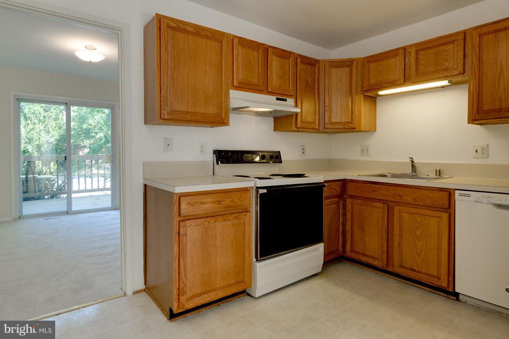 CYRANDALL VALLEY NORTH - Residential Lease