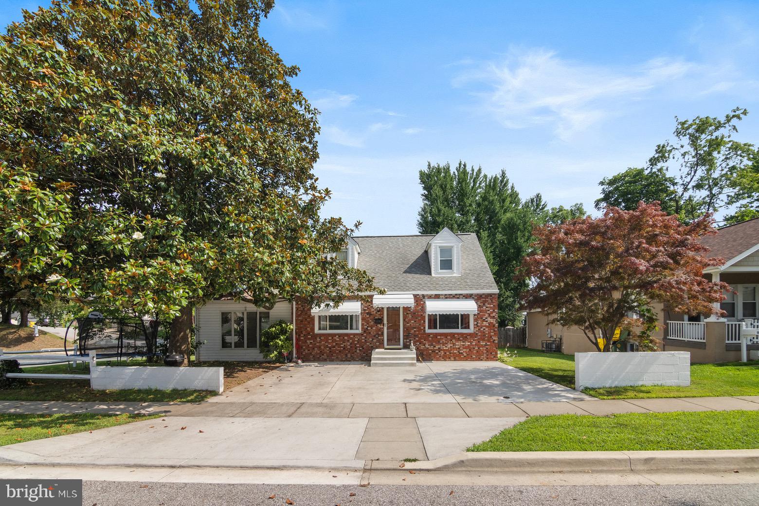 Beatiful home with so many updated. Totally renovated with 4 bedrooms, 2 baths. open kitchen , island cooker, separate dining room, huge family Room, full basement, . Parking for 3 to 4 cars .closed to route 2. and much more.