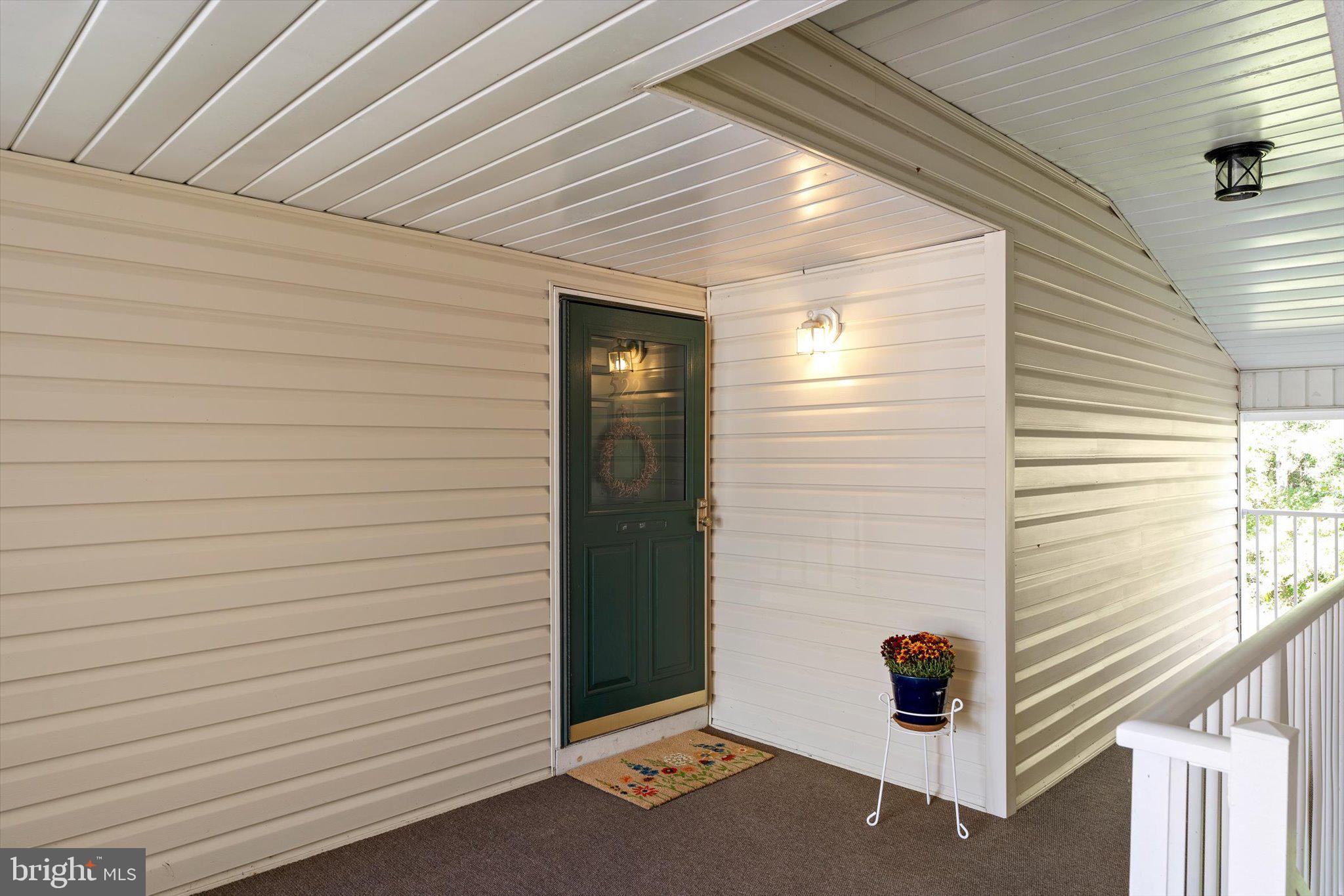 522 WALDEN CIRCLE