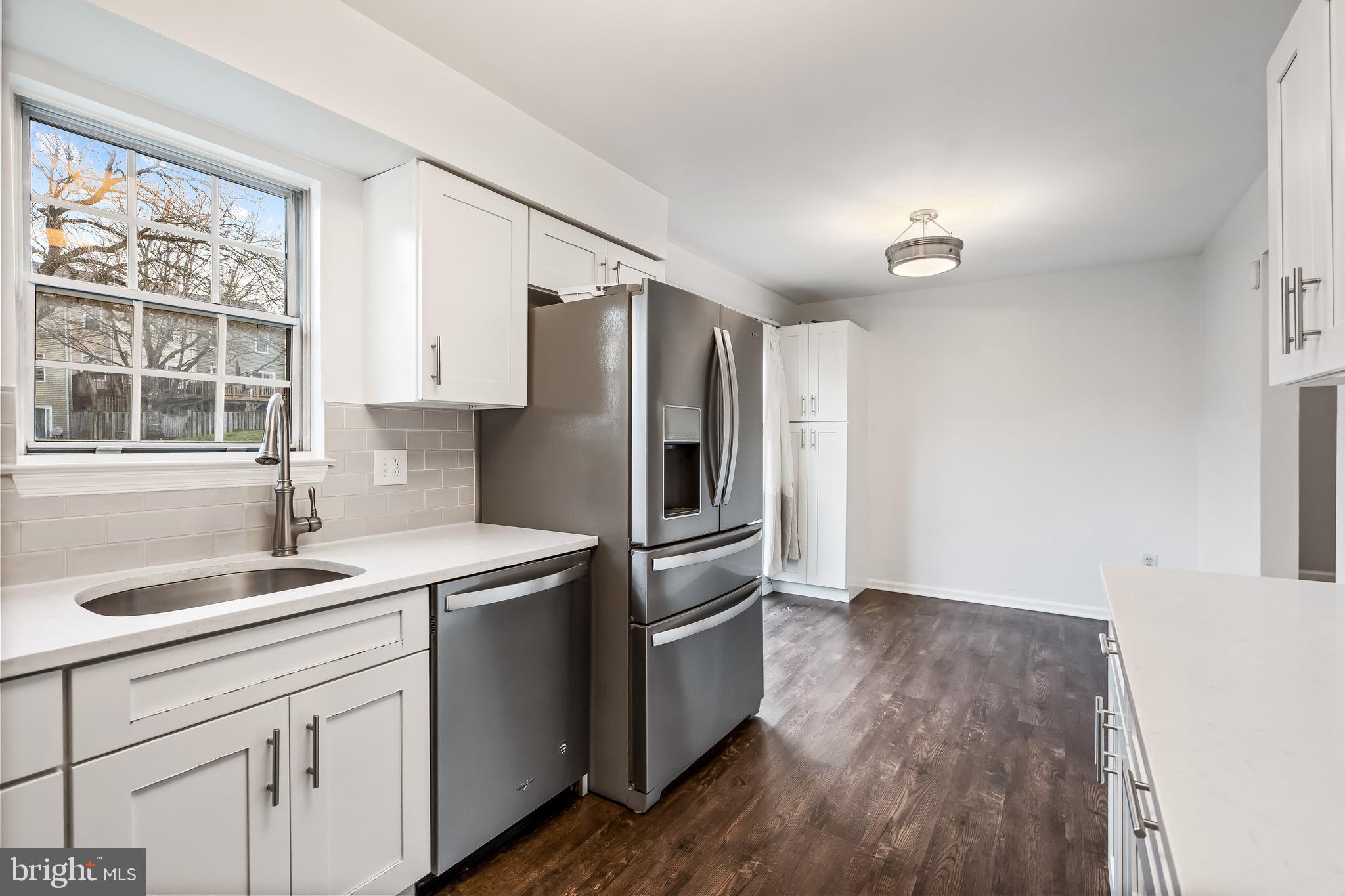 FOREST ESTATES - Residential Lease