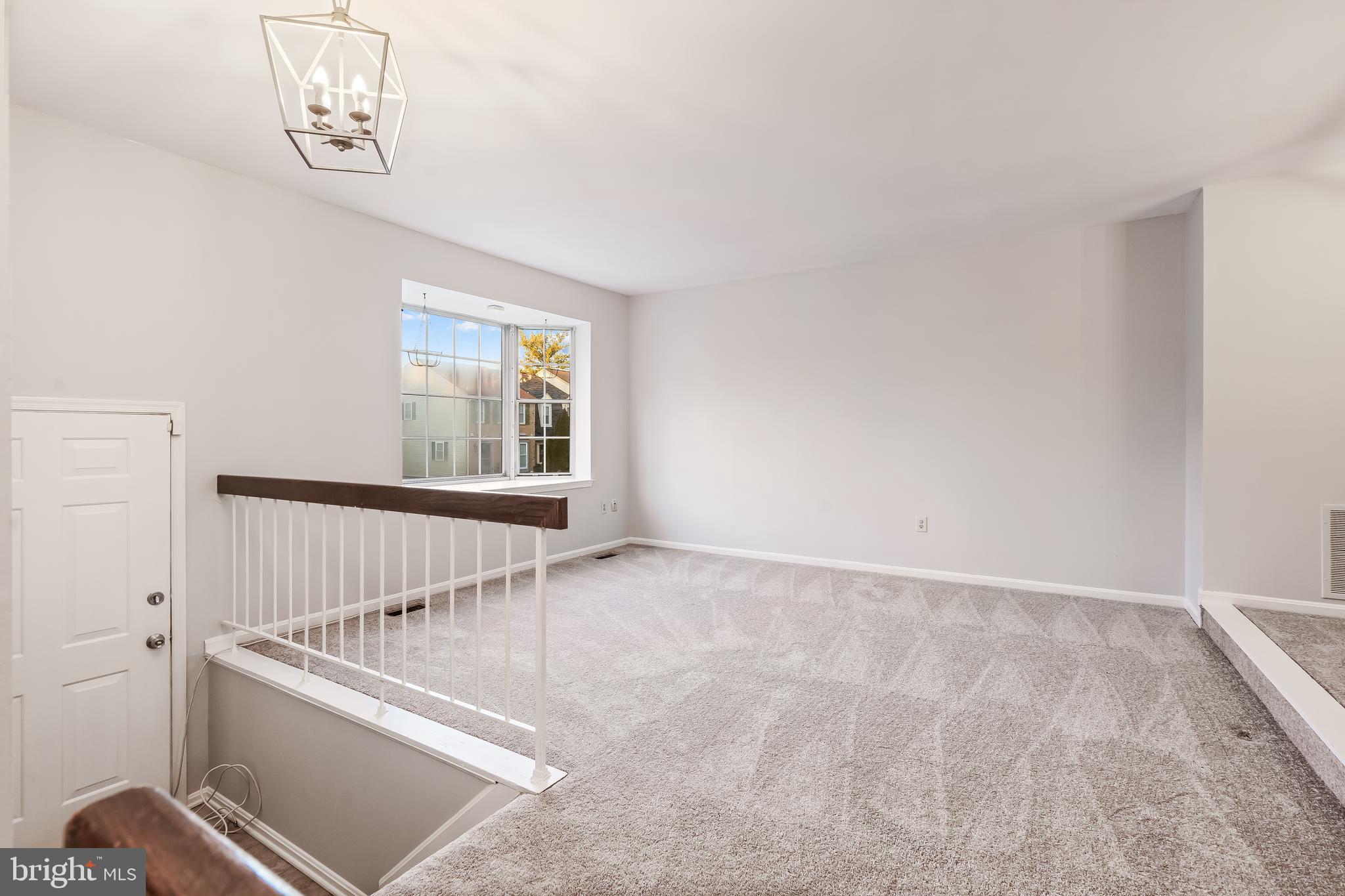 FOREST ESTATES - Residential Lease