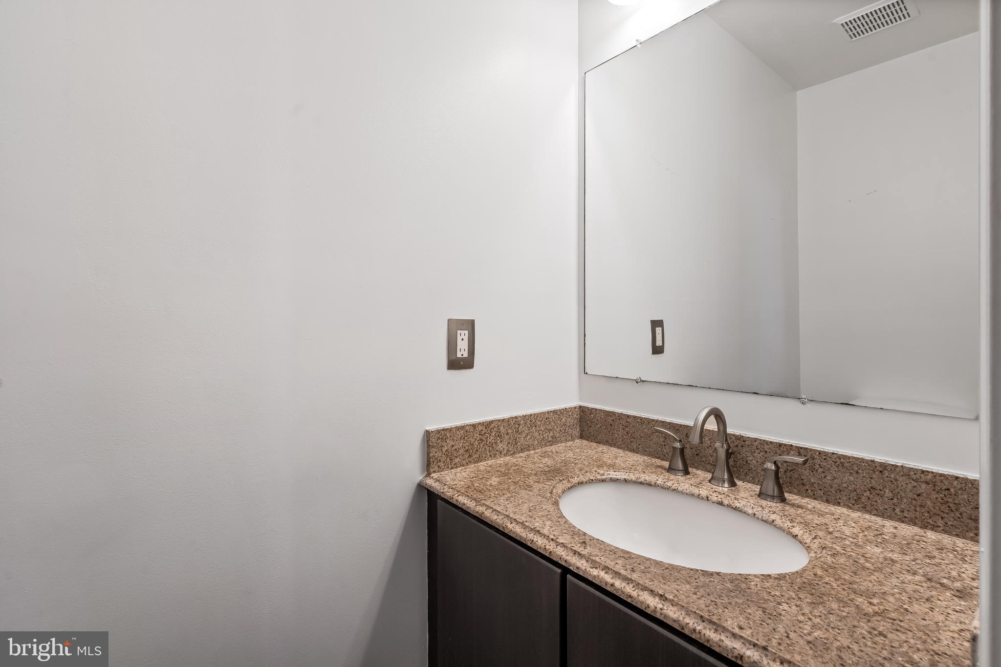 FOREST ESTATES - Residential Lease