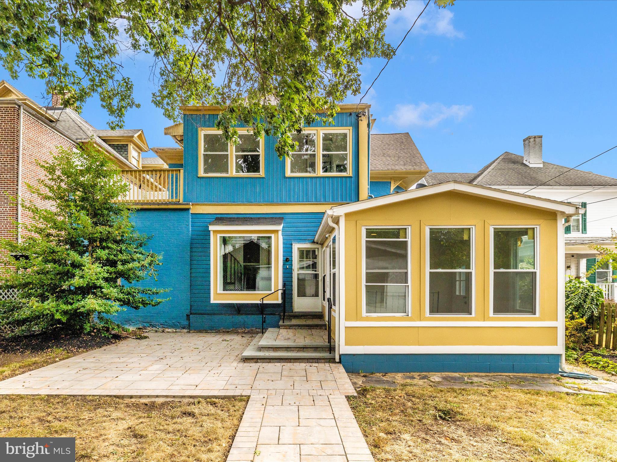 NORTH END - Residential Income