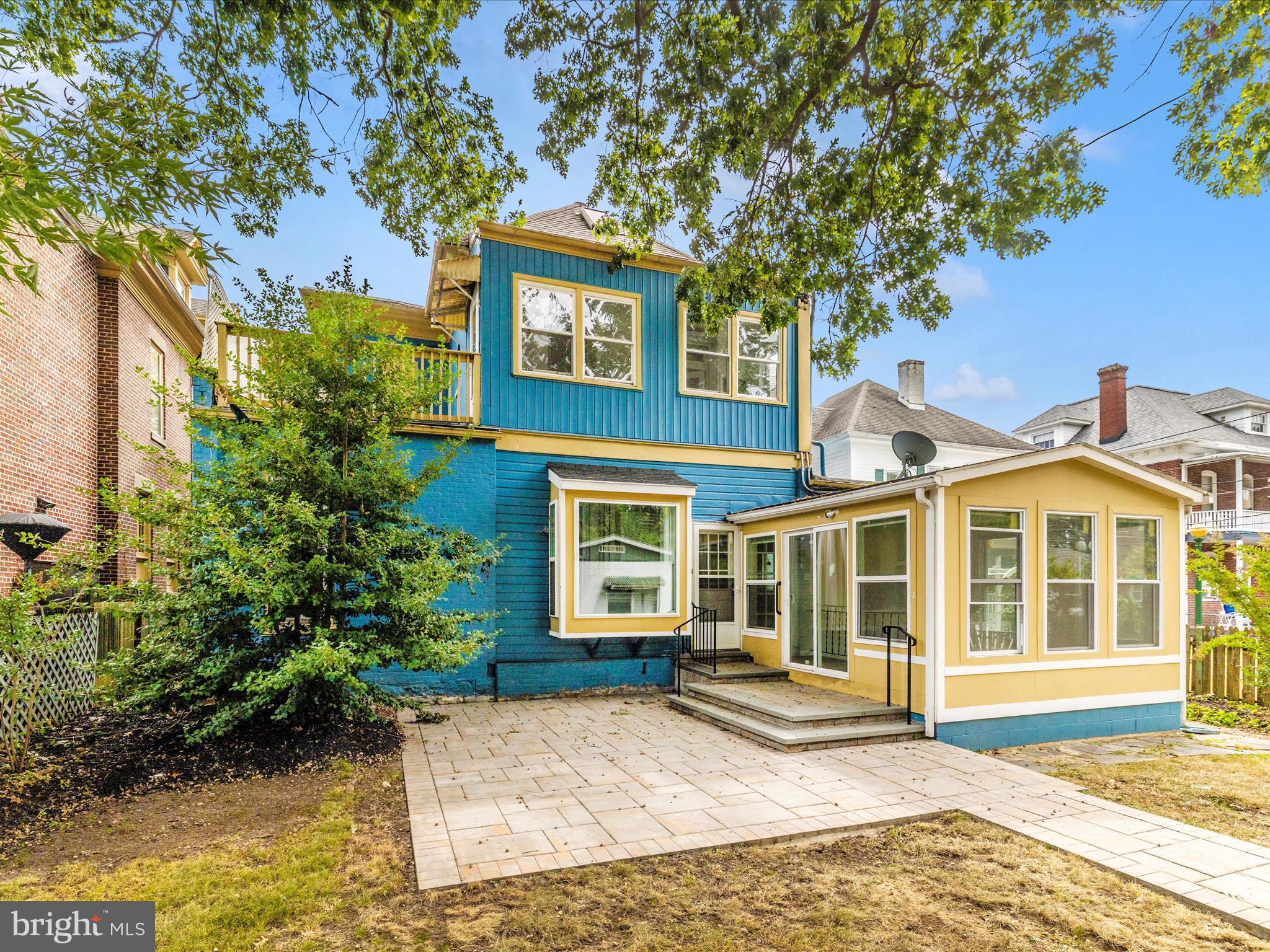 NORTH END - Residential Income