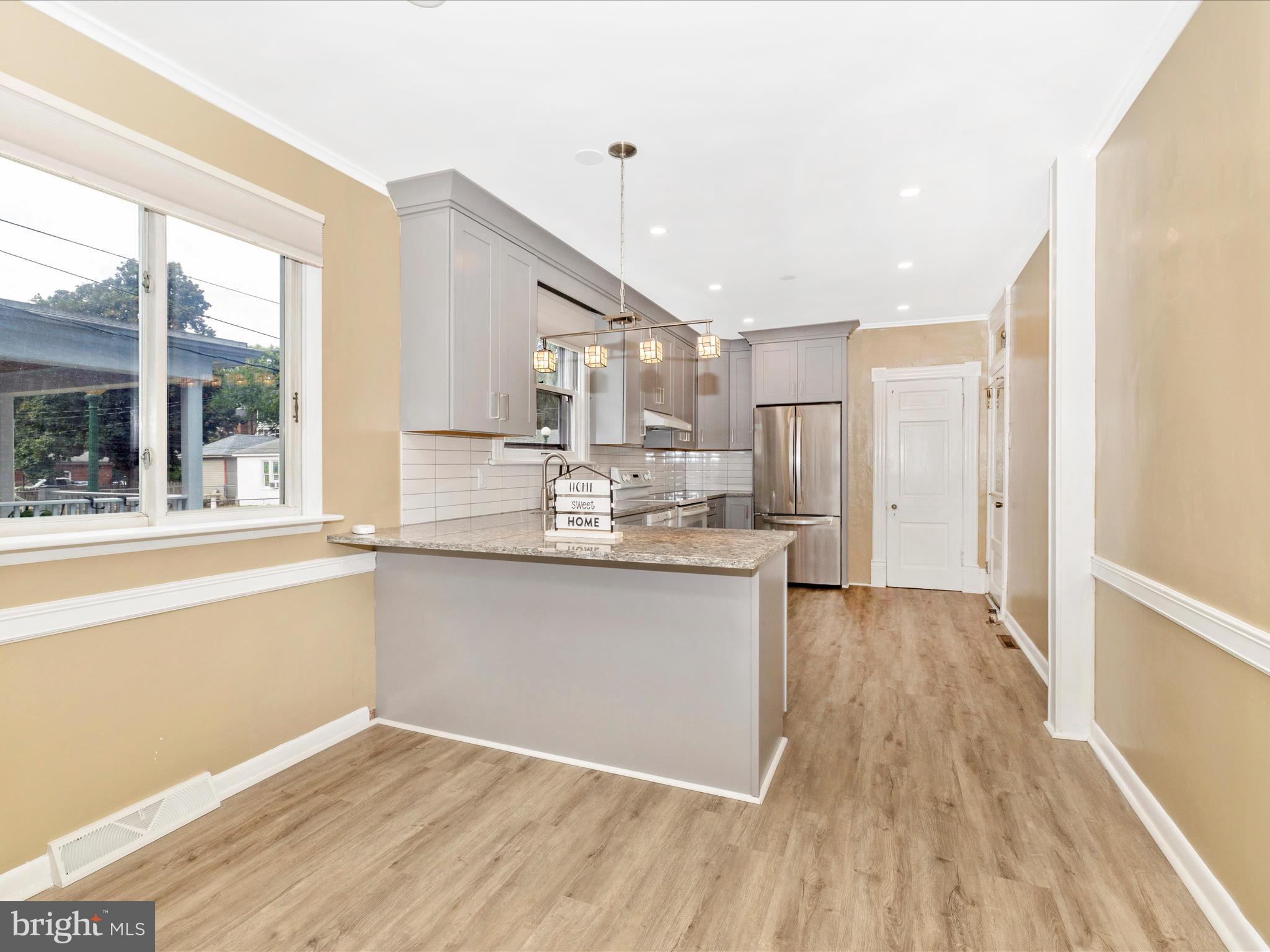 NORTH END - Residential Income