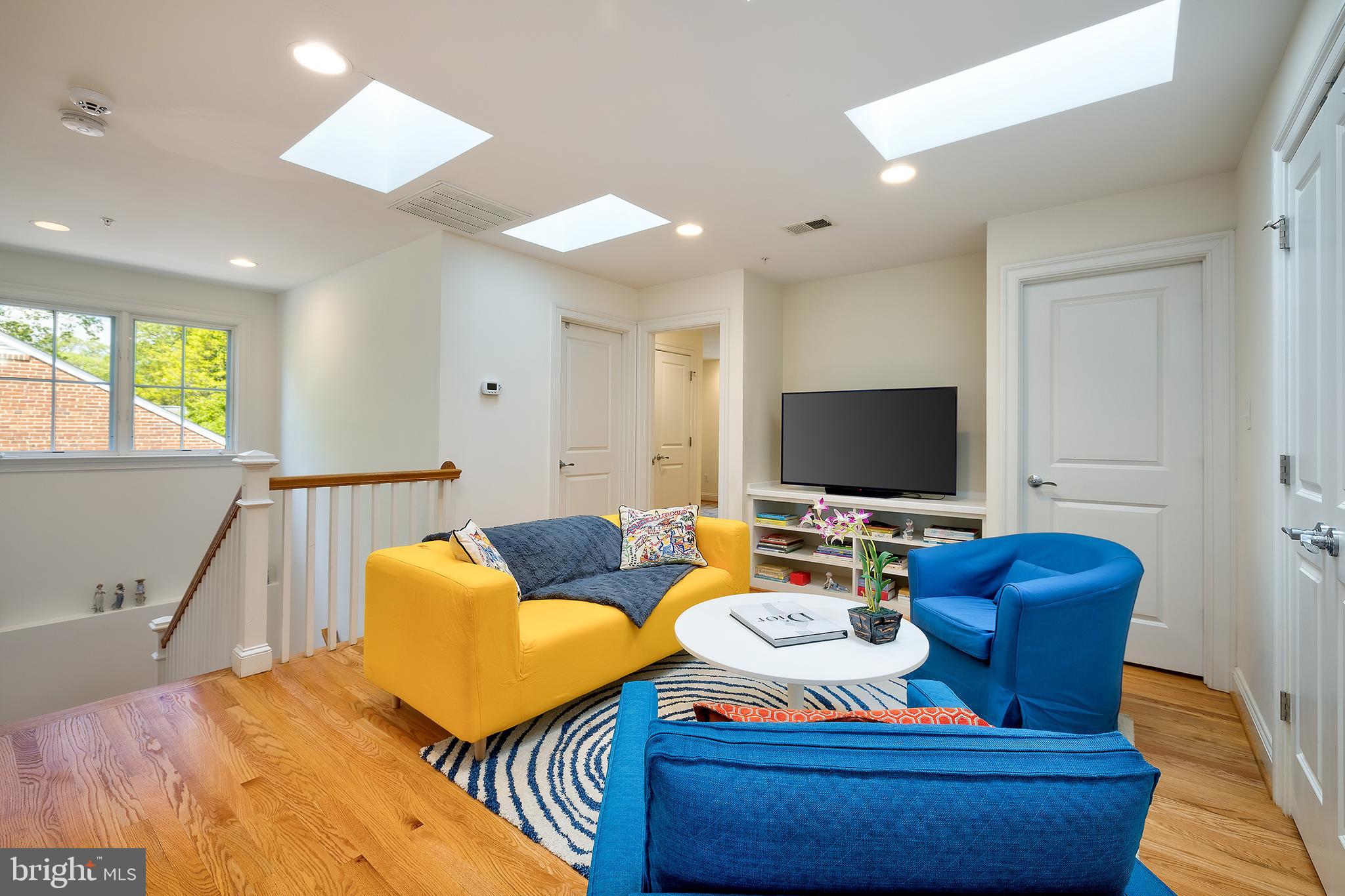 HENDRY ESTATES - Residential