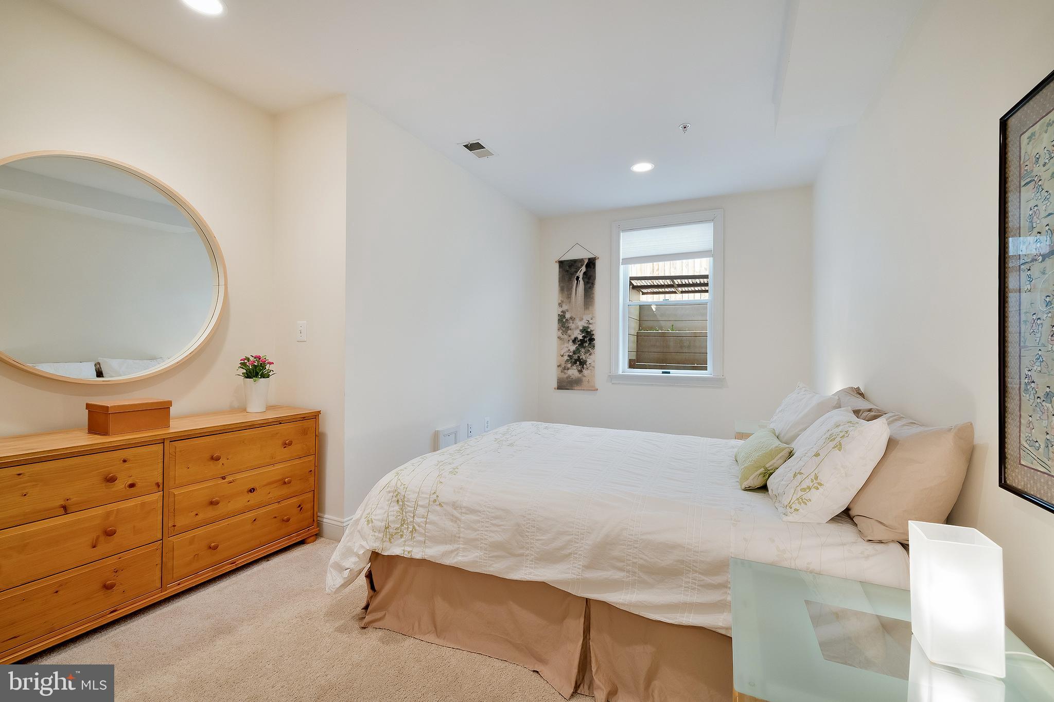 HENDRY ESTATES - Residential