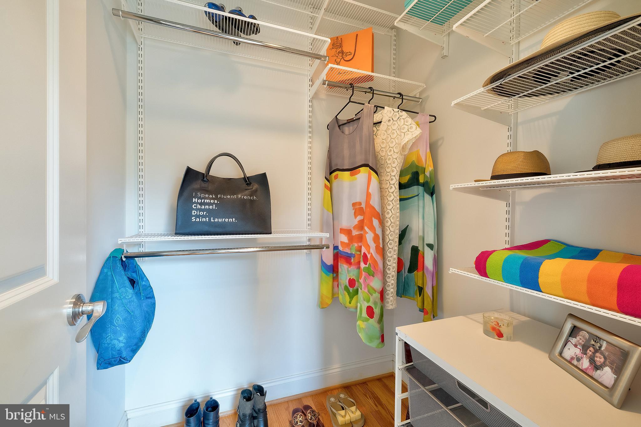 HENDRY ESTATES - Residential