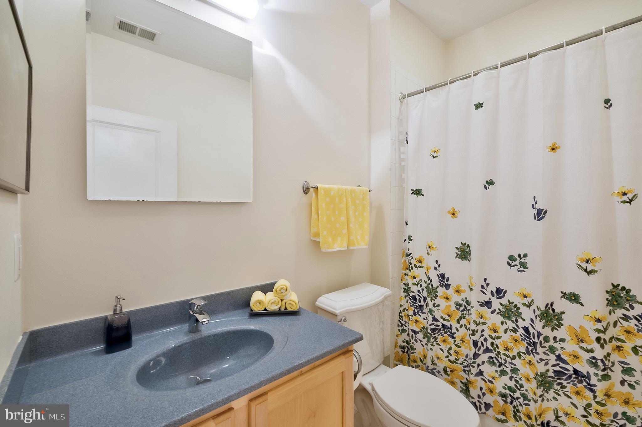 HENDRY ESTATES - Residential