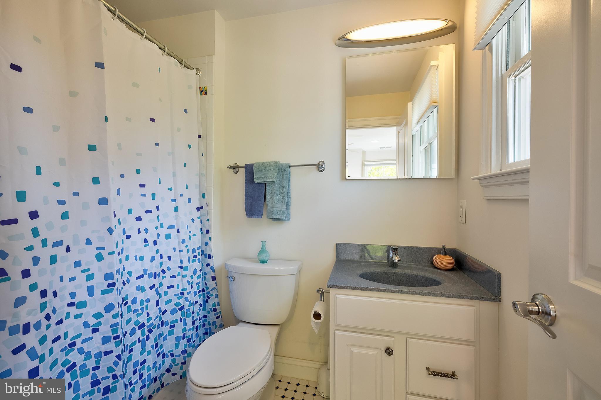 HENDRY ESTATES - Residential