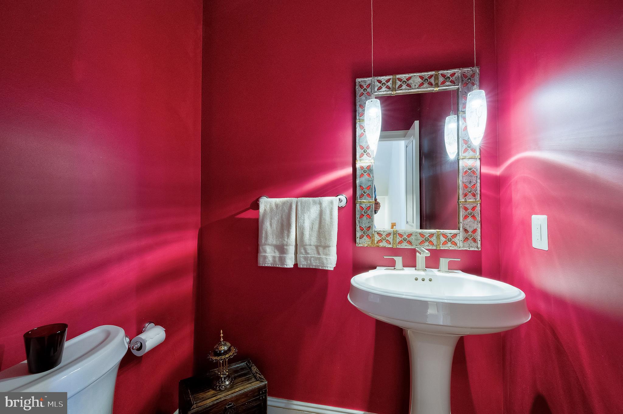 HENDRY ESTATES - Residential