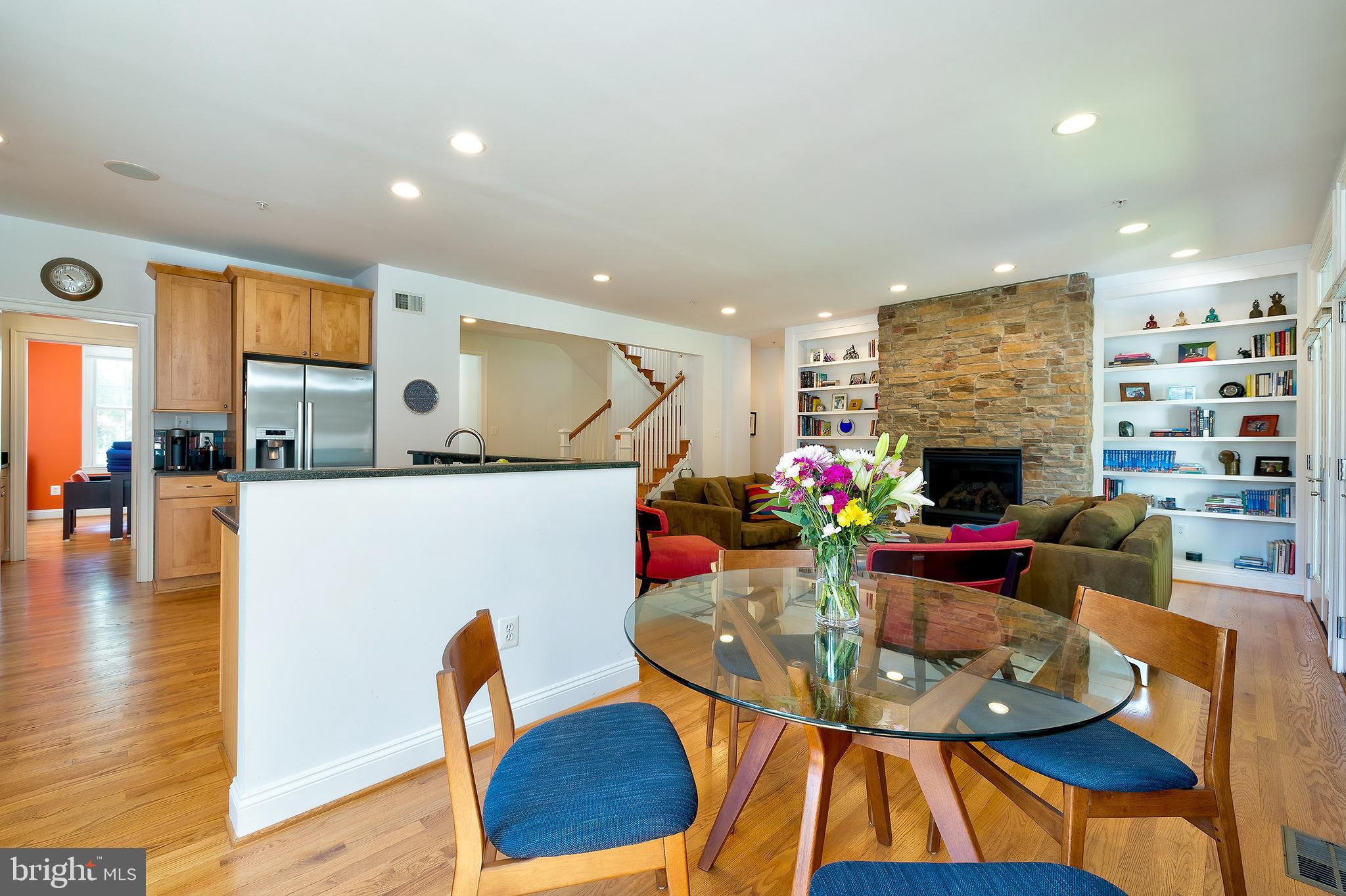 HENDRY ESTATES - Residential