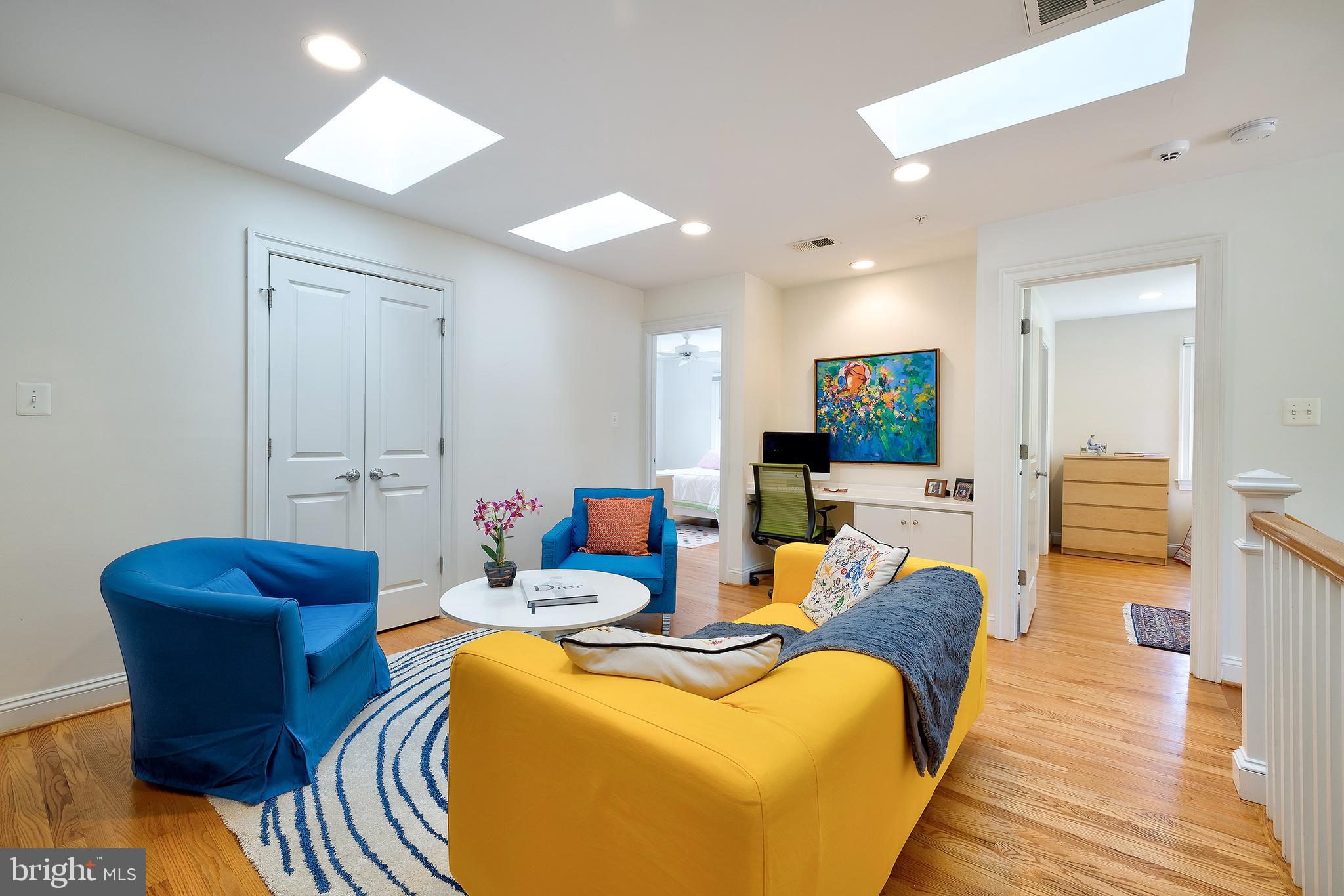 HENDRY ESTATES - Residential