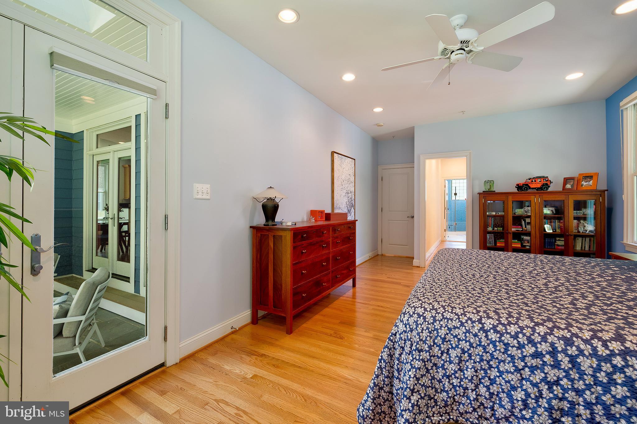 HENDRY ESTATES - Residential