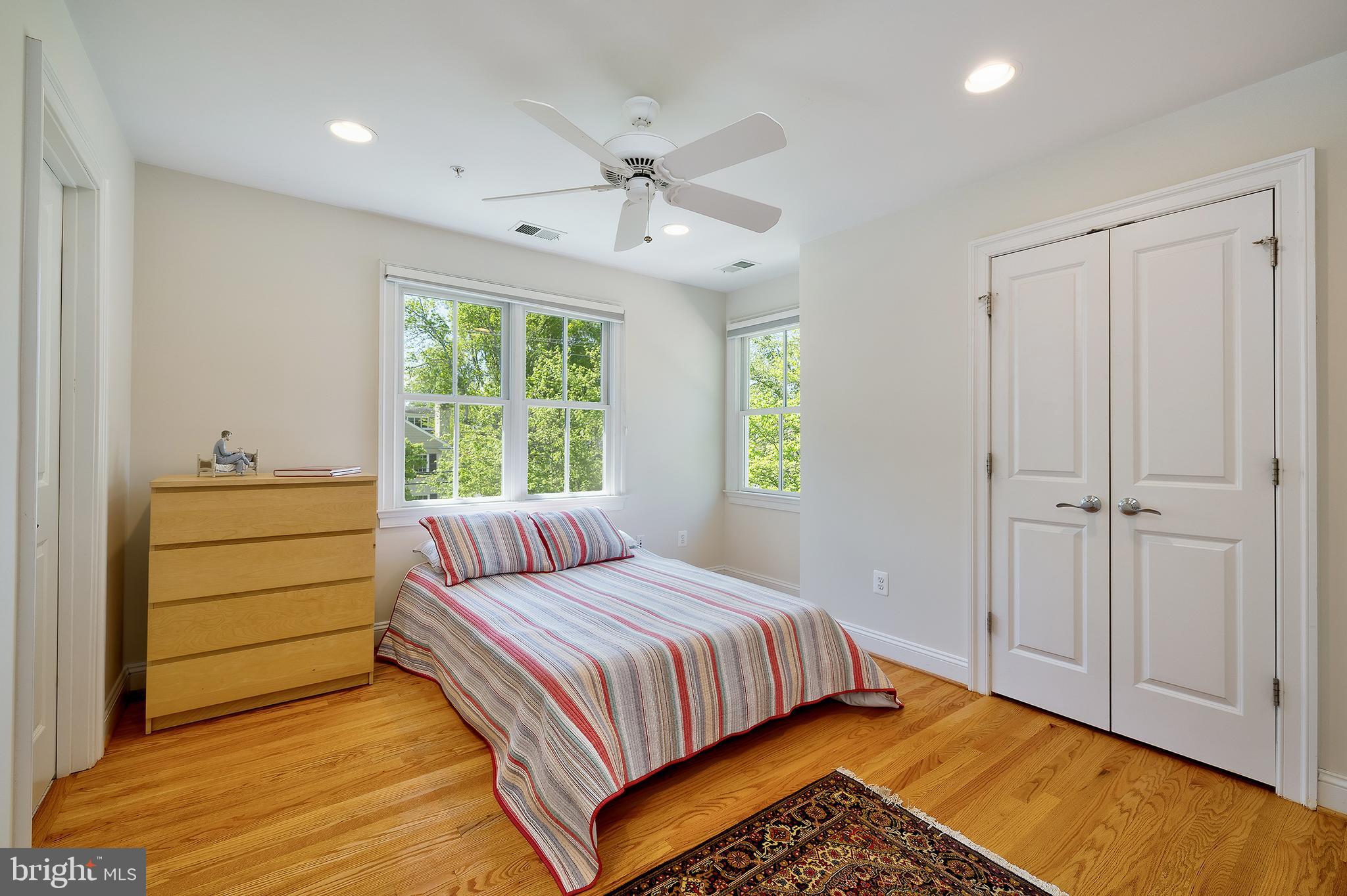 HENDRY ESTATES - Residential