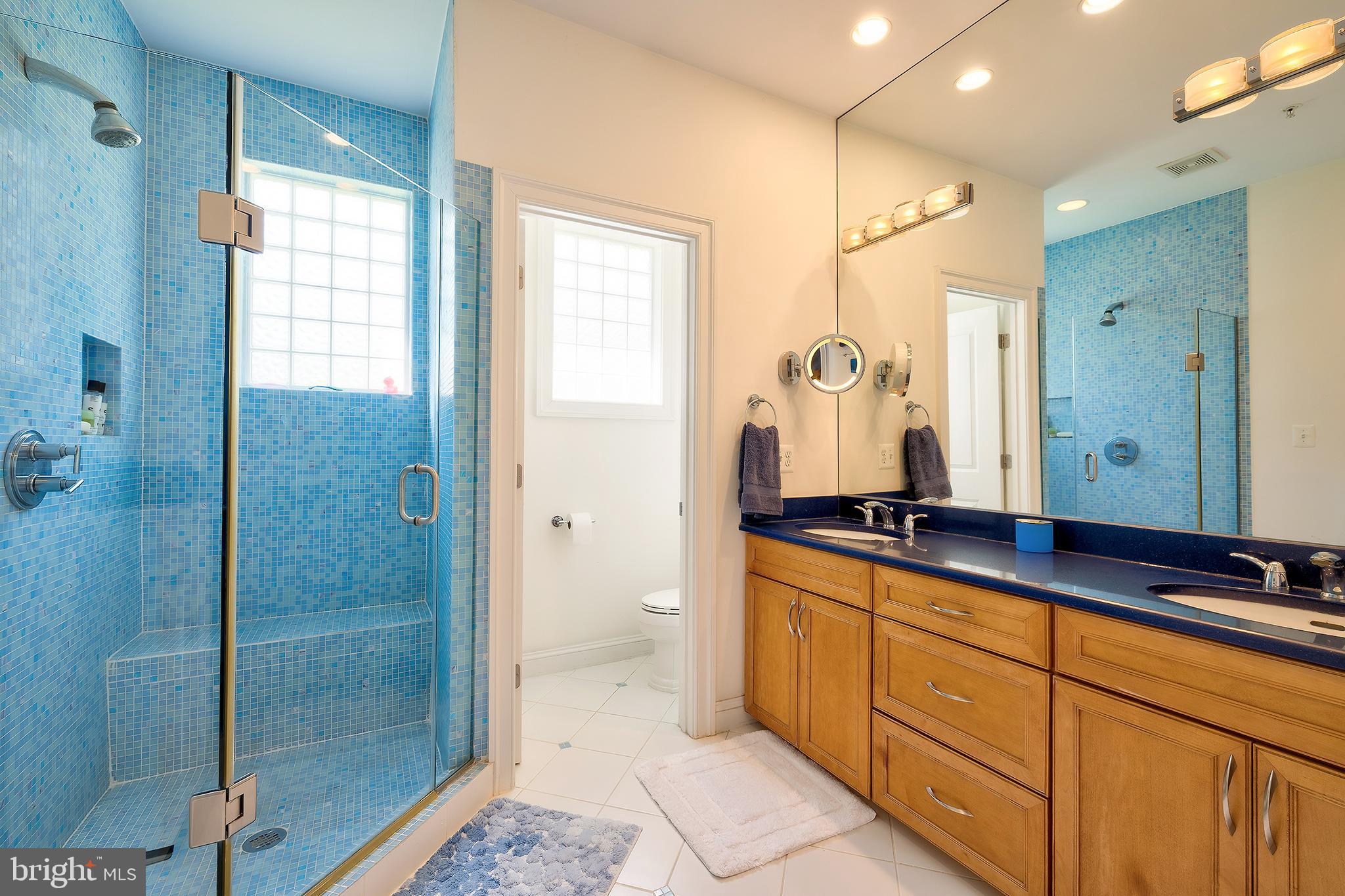 HENDRY ESTATES - Residential