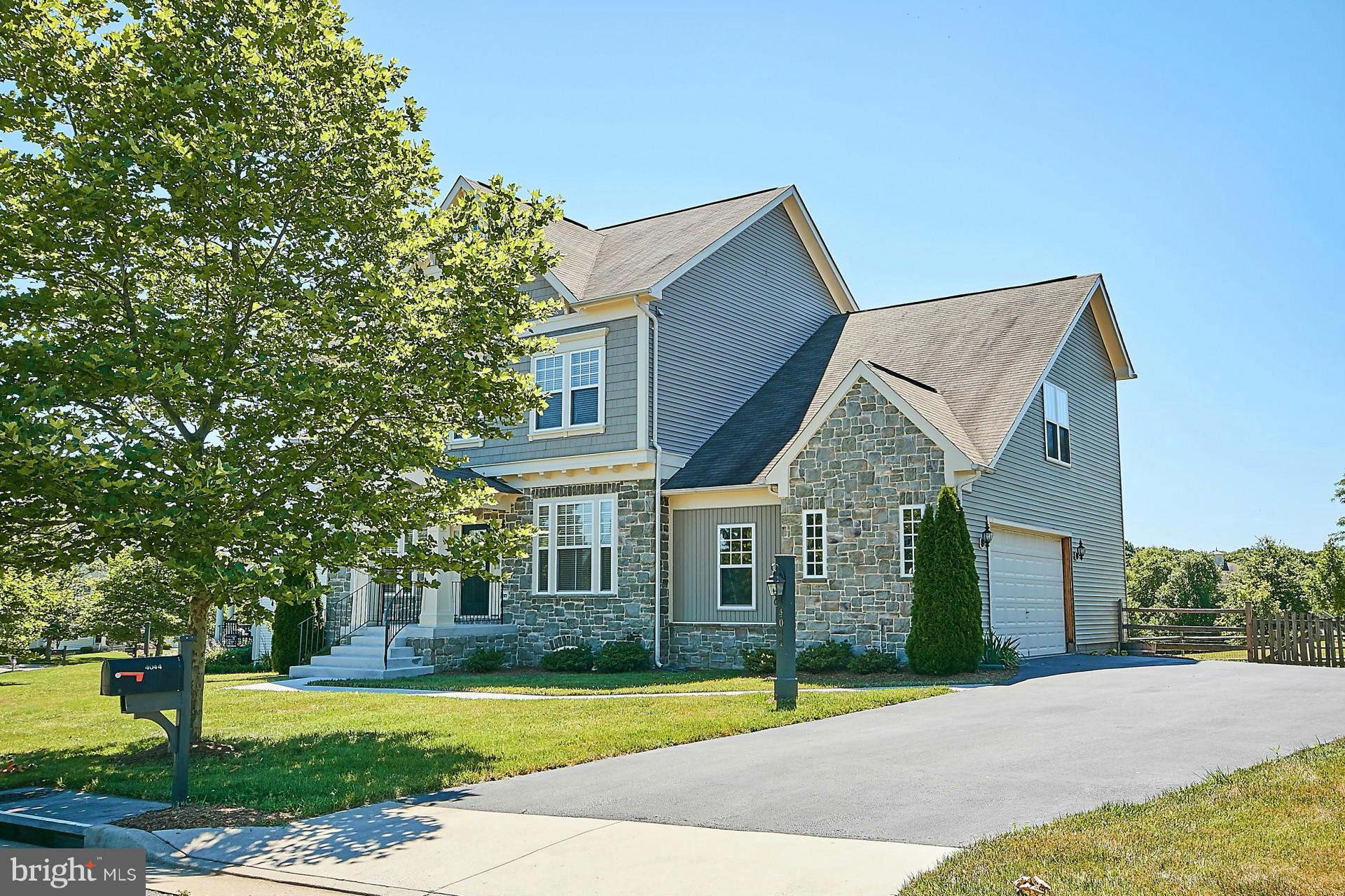 VINT HILL - Residential