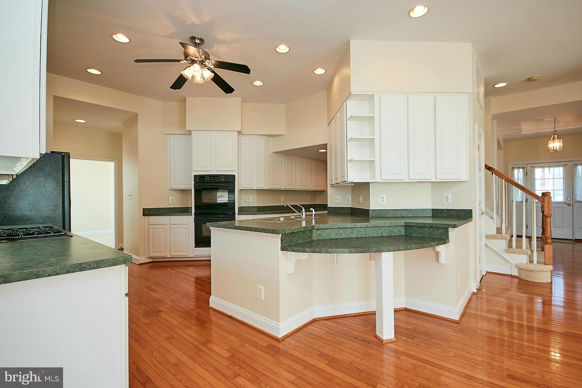 VINT HILL - Residential