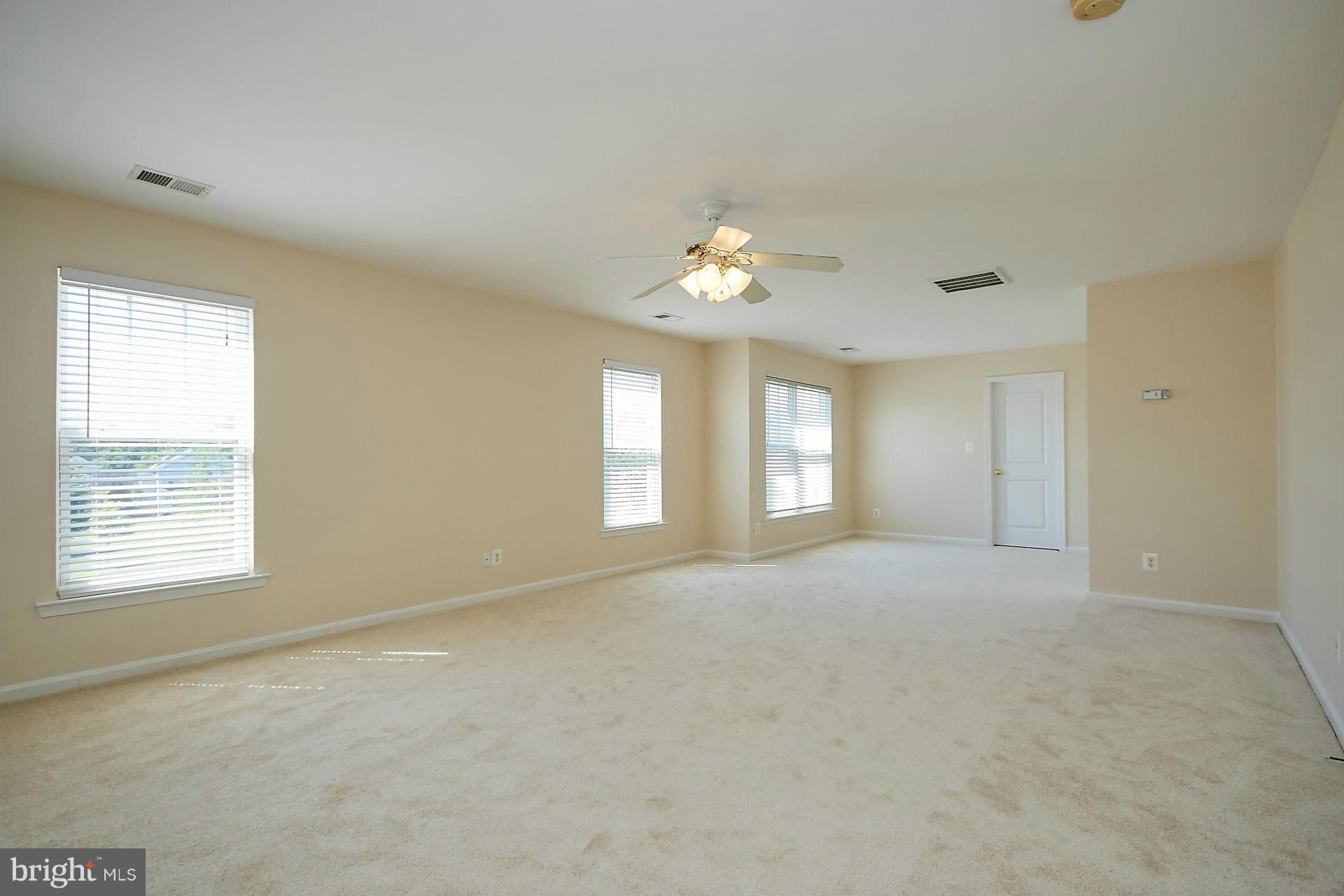 VINT HILL - Residential