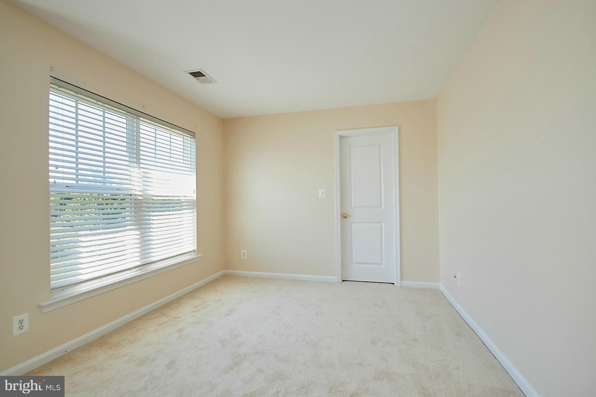 VINT HILL - Residential