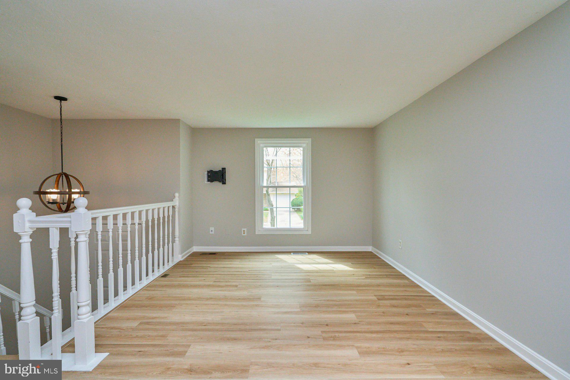 BURKE CENTRE - Residential