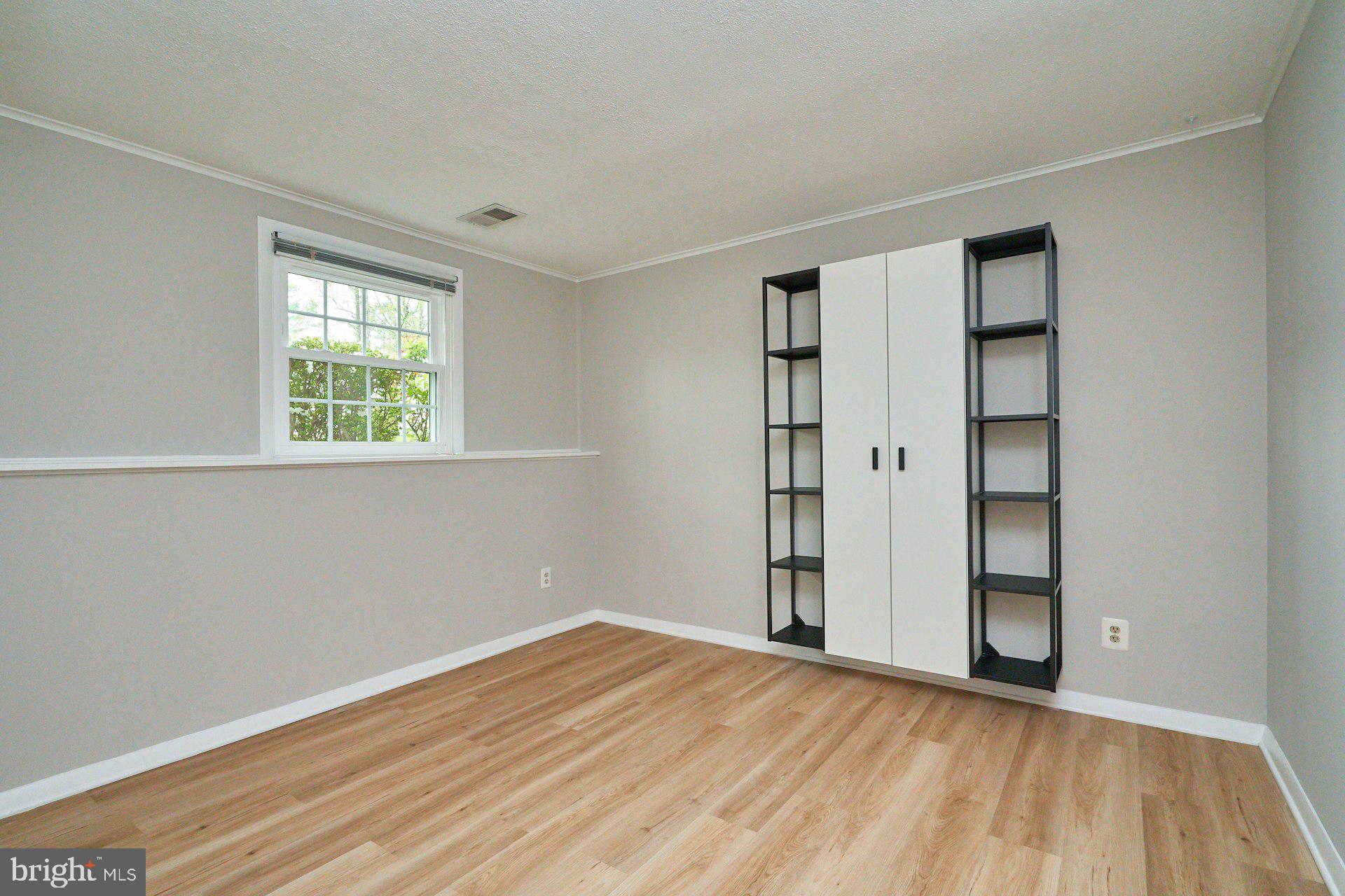 BURKE CENTRE - Residential