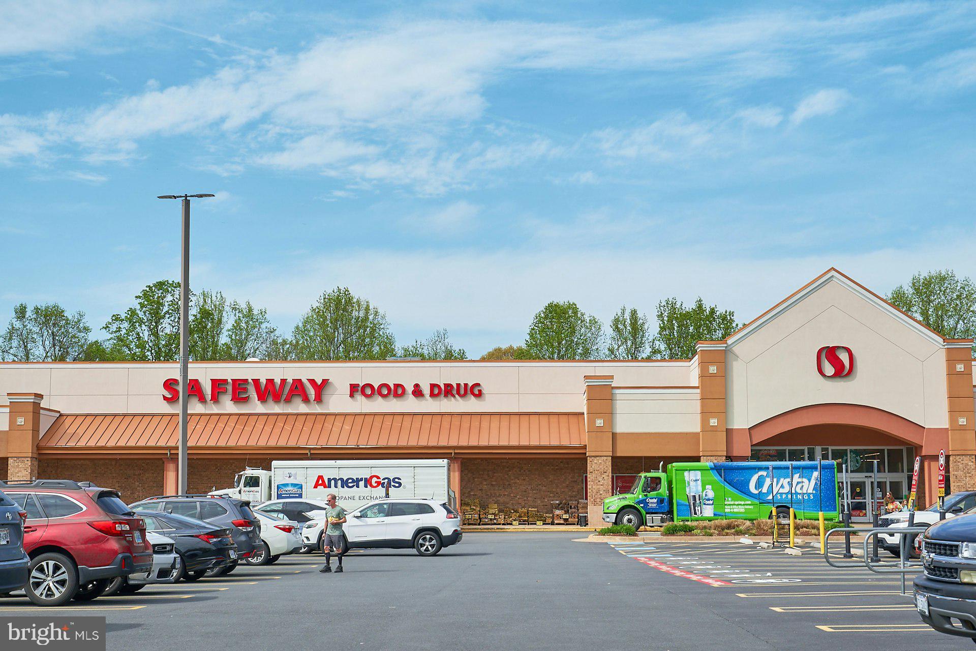 BURKE CENTRE - Residential